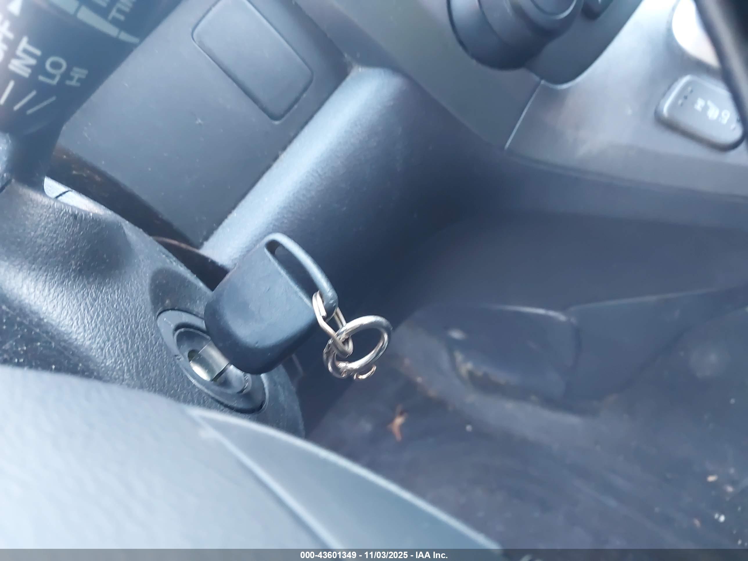 HONDA CR-V image 11