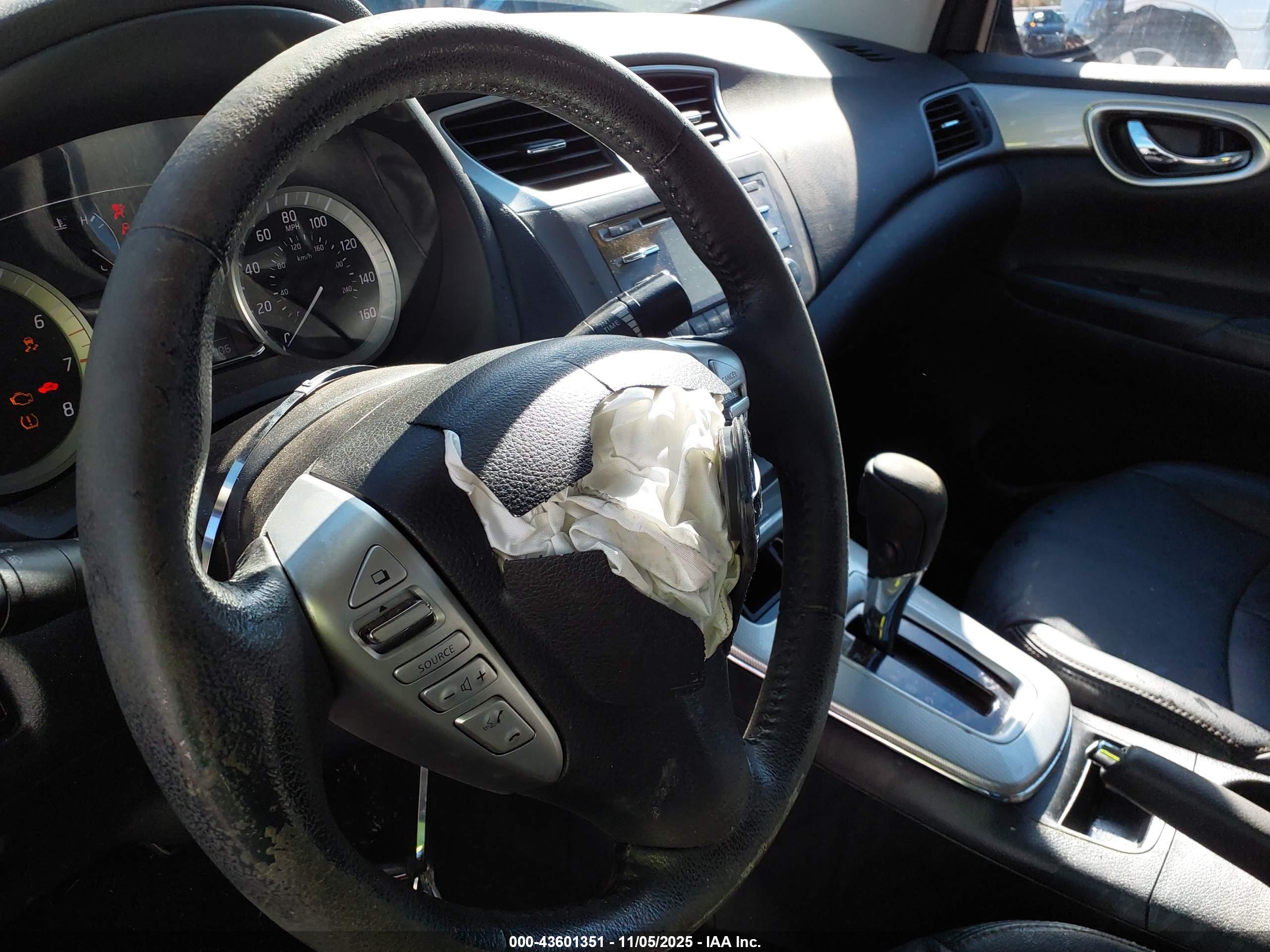 NISSAN SENTRA image 6