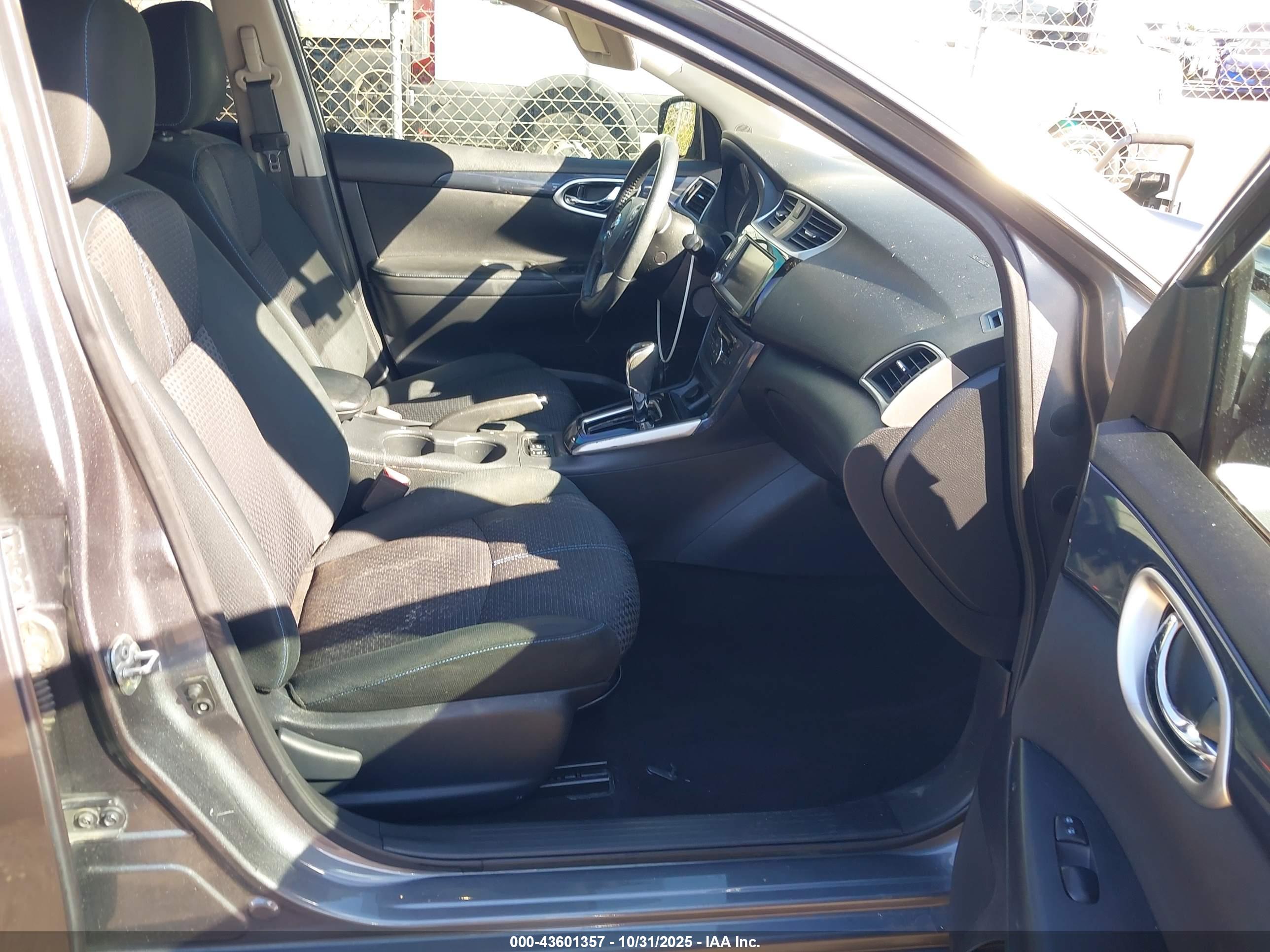 NISSAN SENTRA image 5