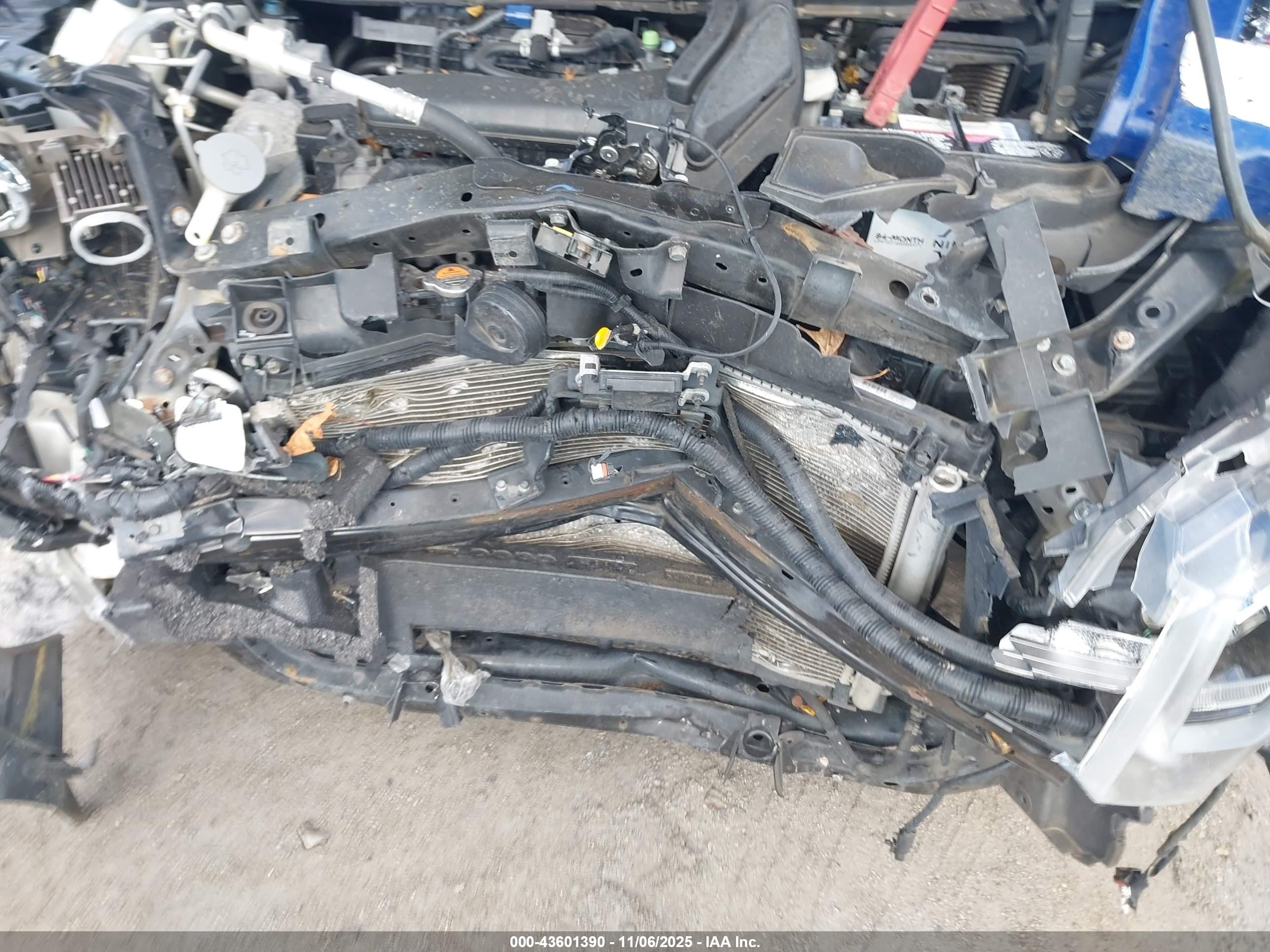 NISSAN ROGUE image 6