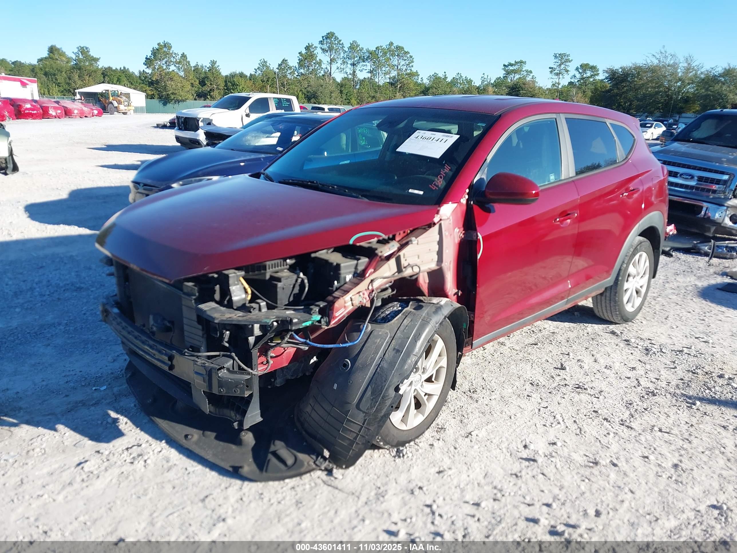 HYUNDAI TUCSON image 2