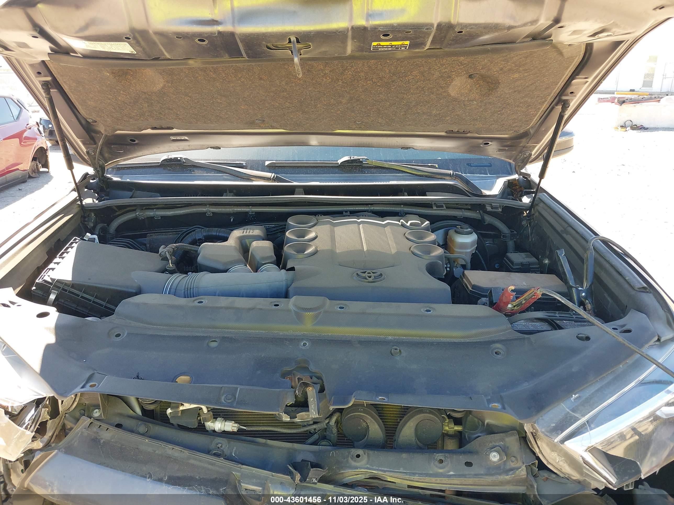 TOYOTA 4RUNNER image 10