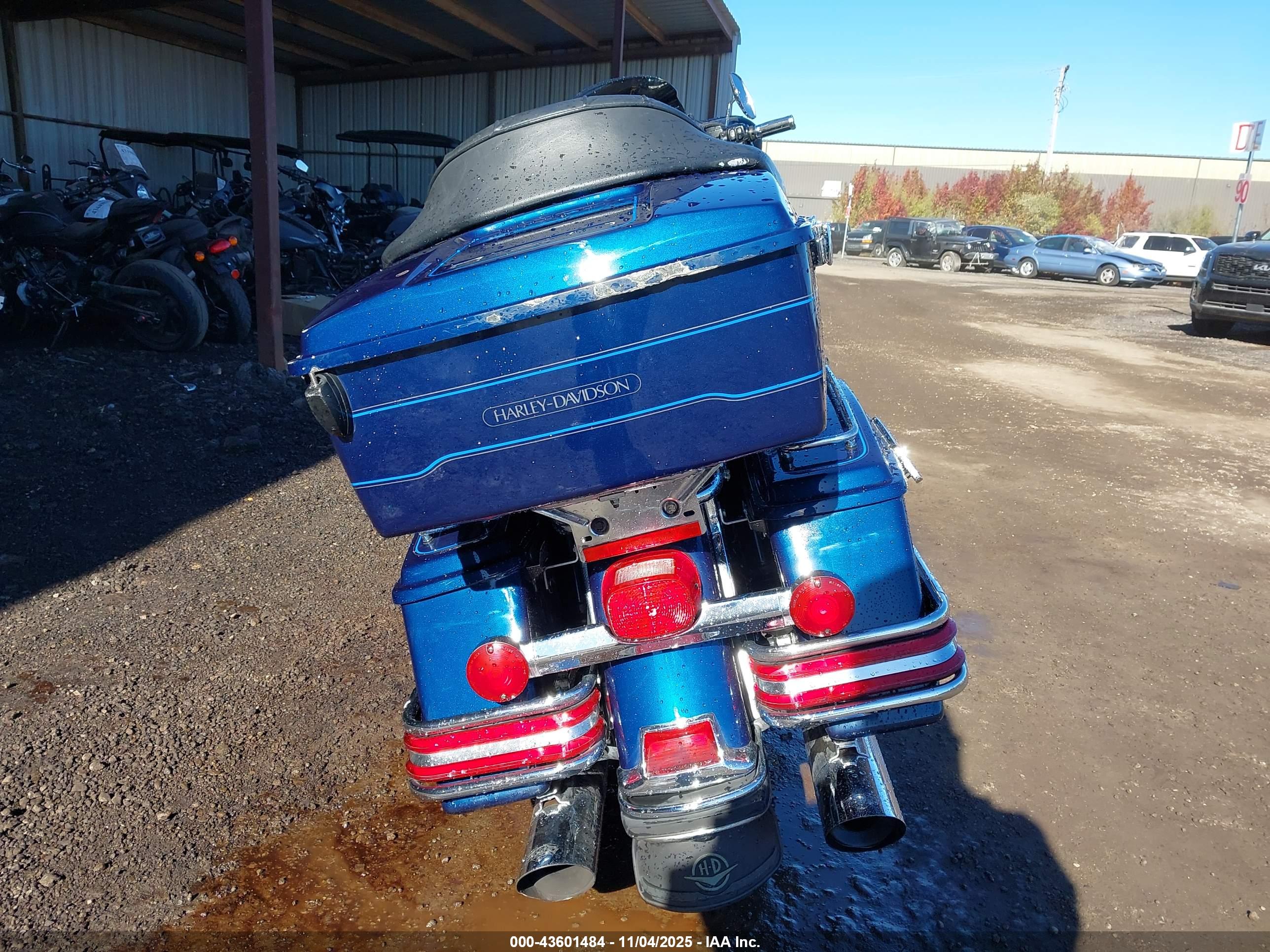 HARLEY-DAVIDSON FLHT image 6