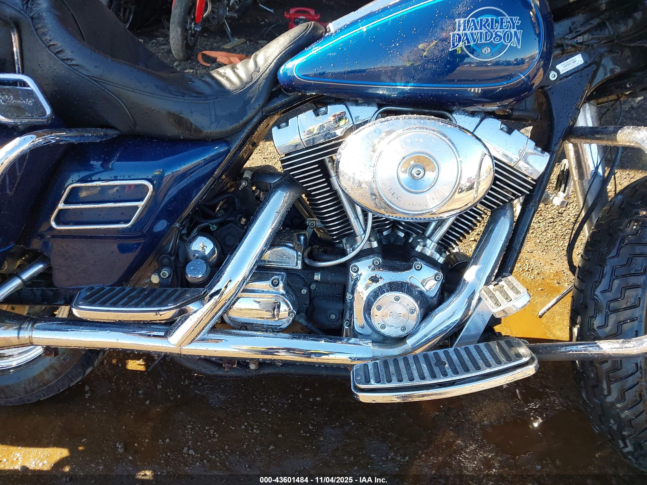 HARLEY-DAVIDSON FLHT image 8