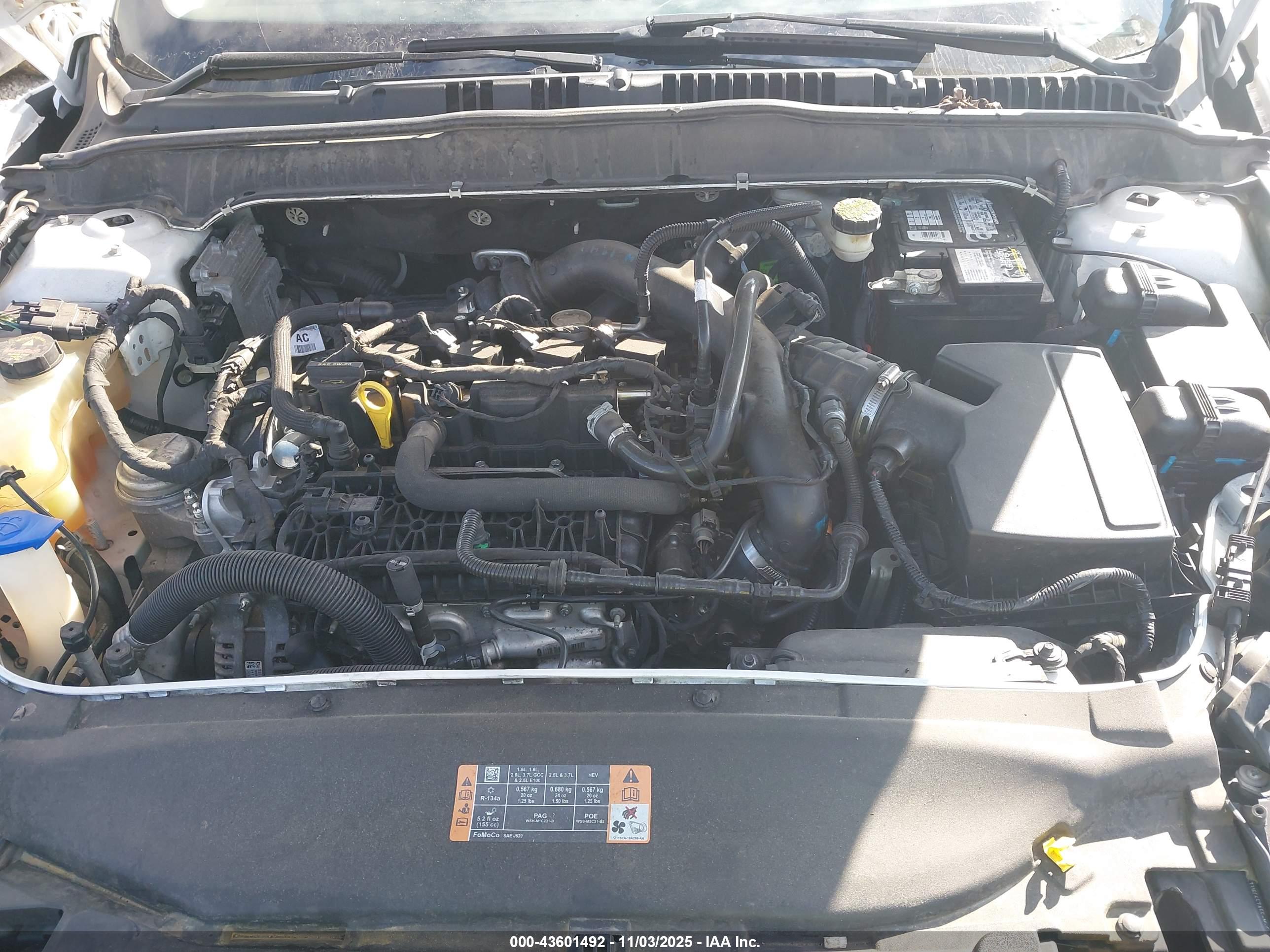 FORD FUSION image 10