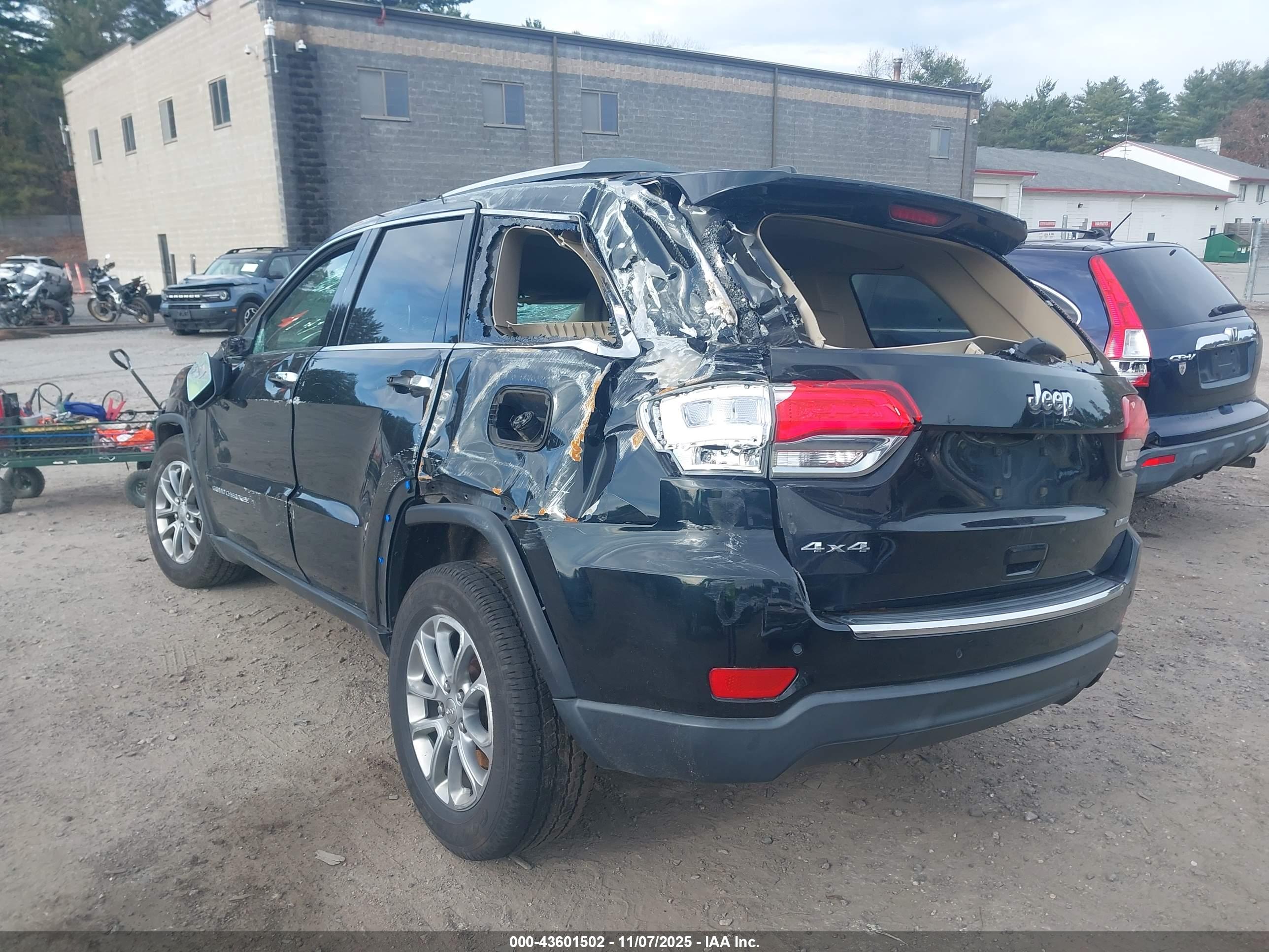 JEEP GRAND image 3