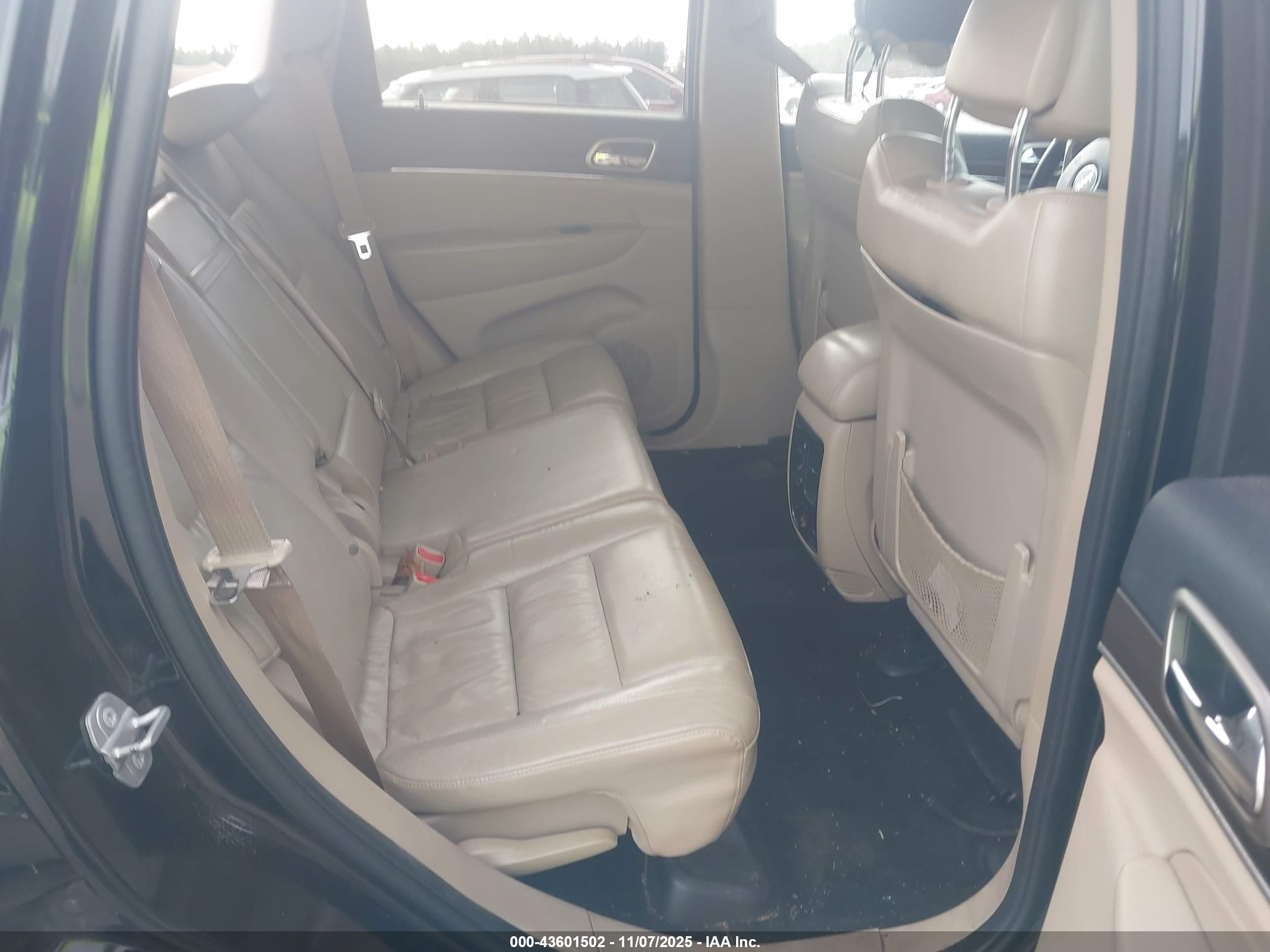 JEEP GRAND image 8