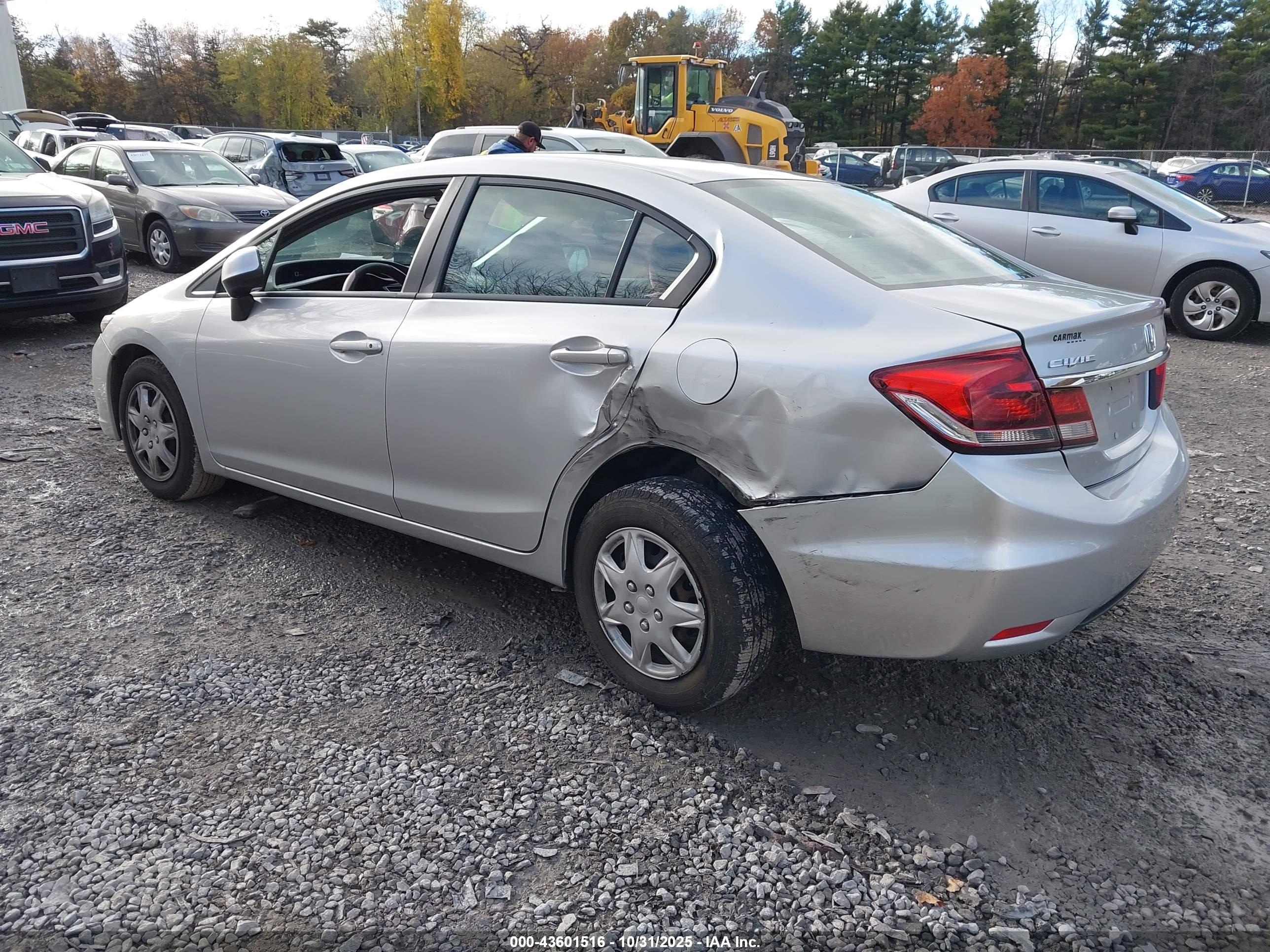 HONDA CIVIC image 3
