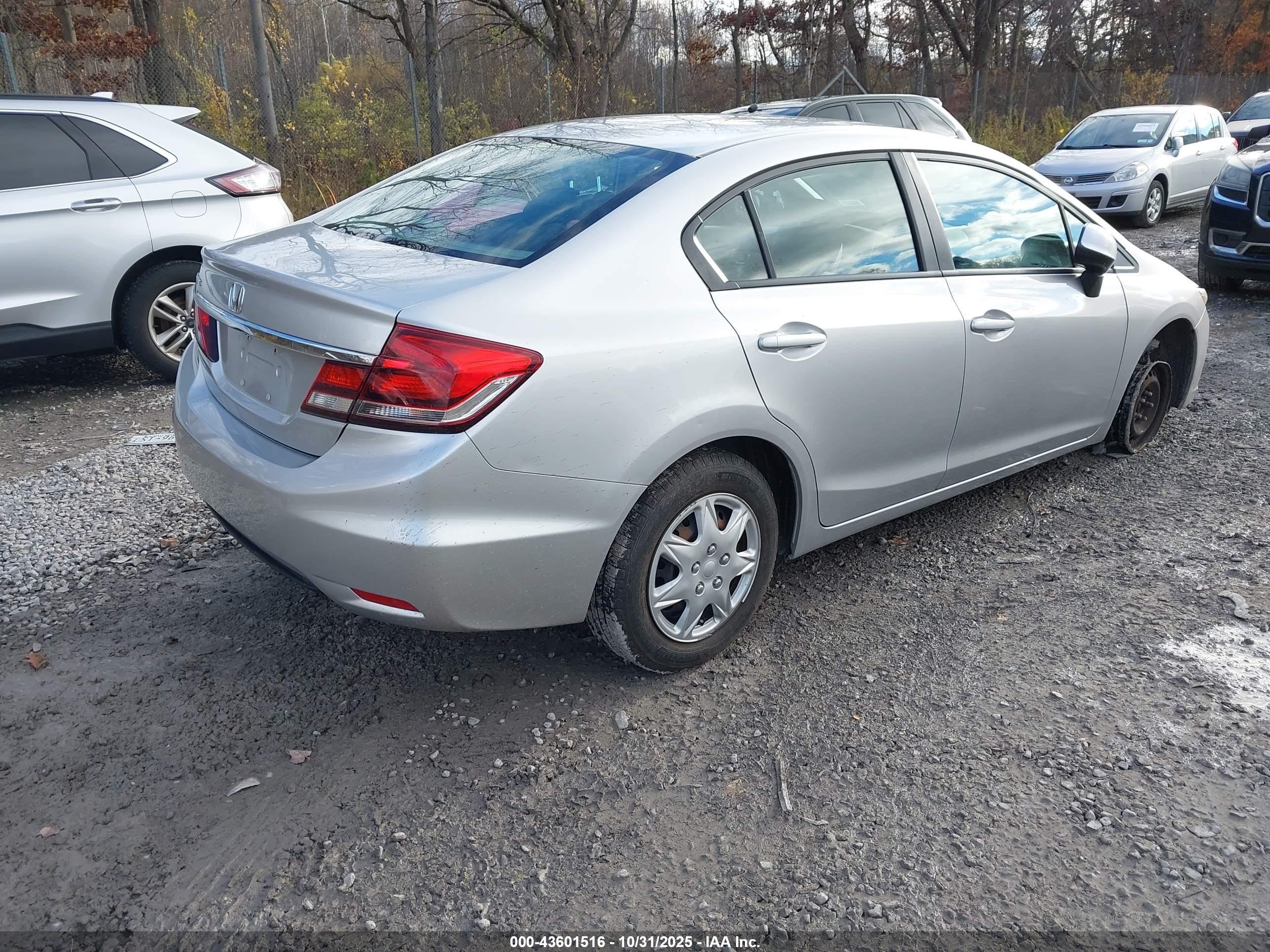 HONDA CIVIC image 4