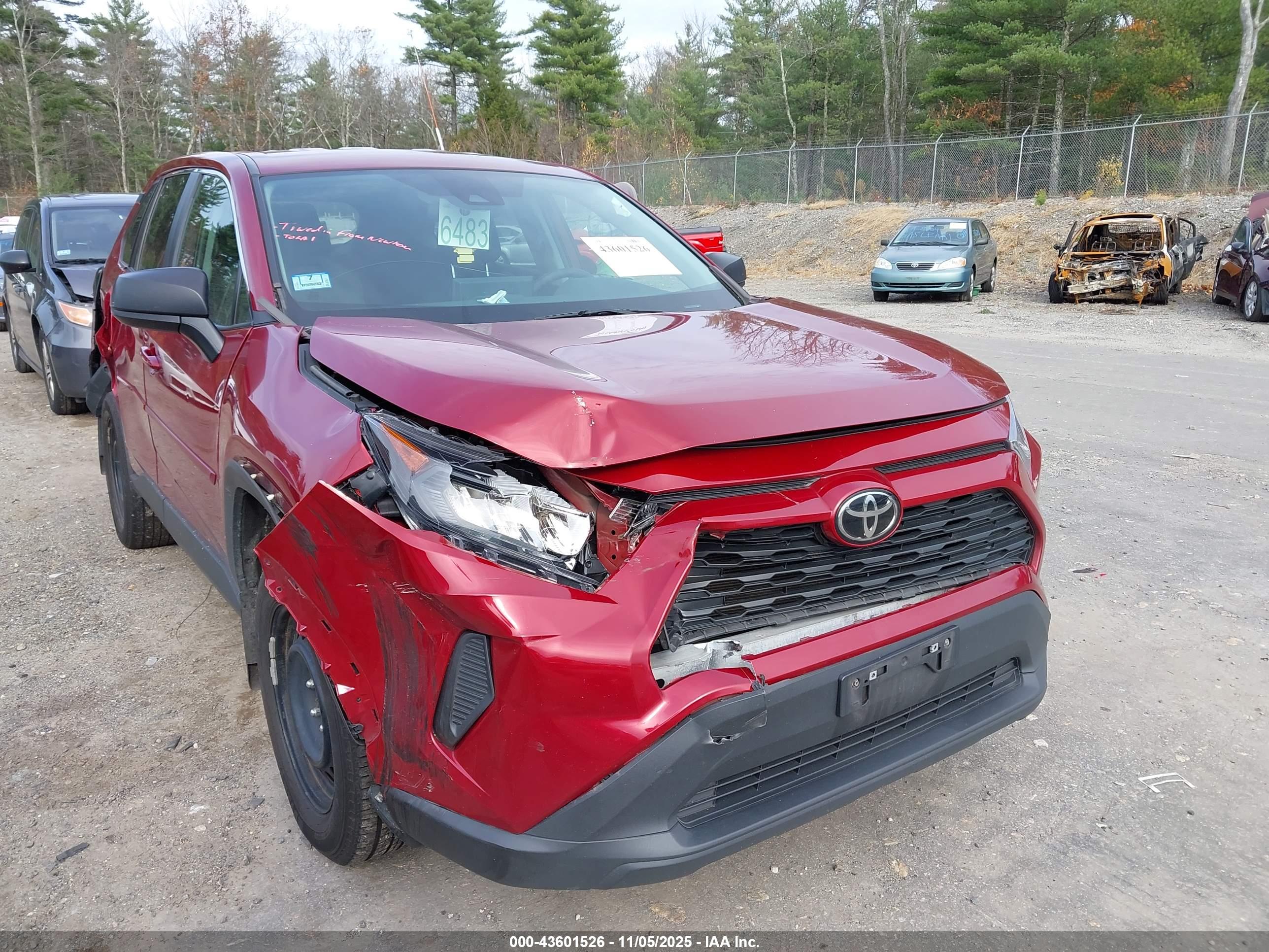 TOYOTA RAV4 image 6