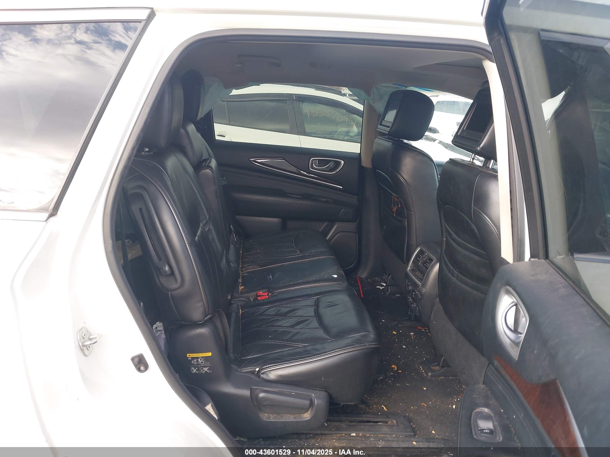 INFINITI QX60 image 8