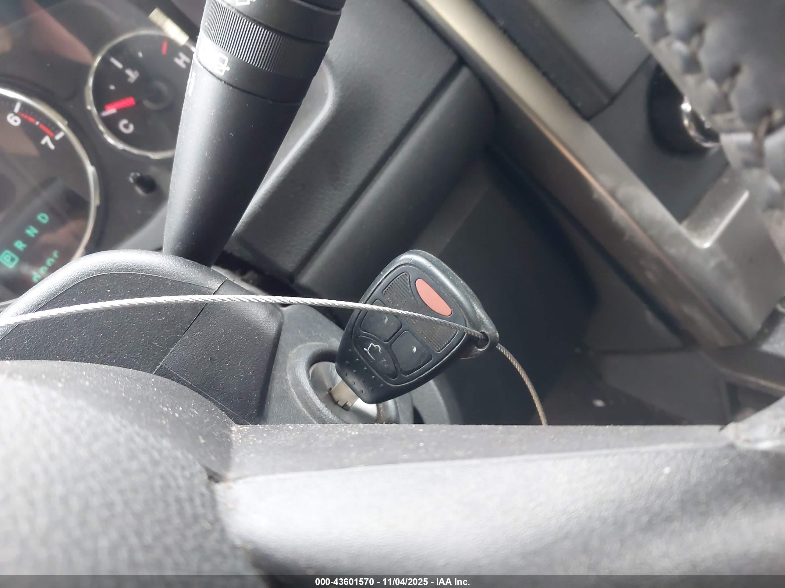 JEEP LIBERTY image 11