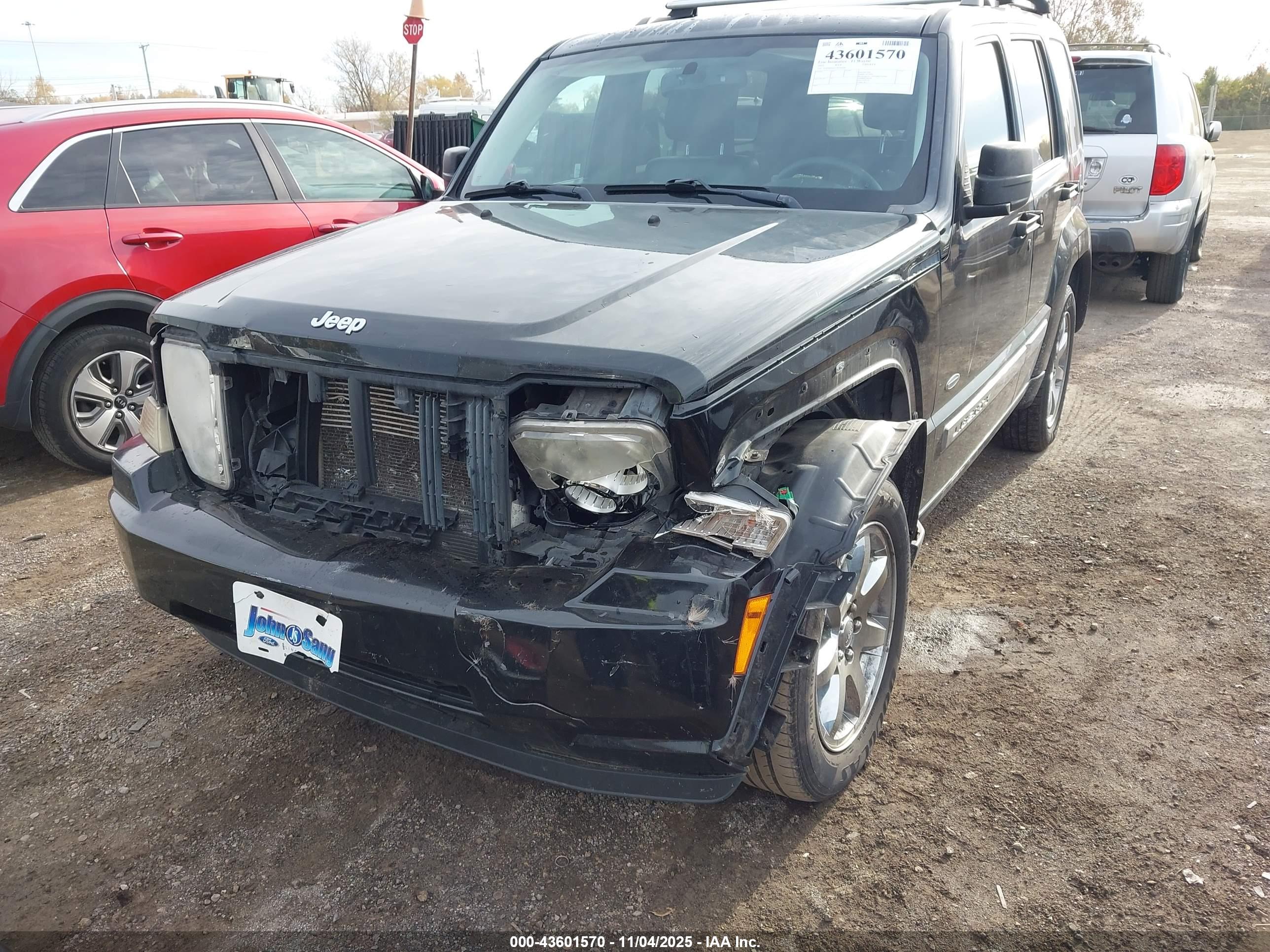 JEEP LIBERTY image 6
