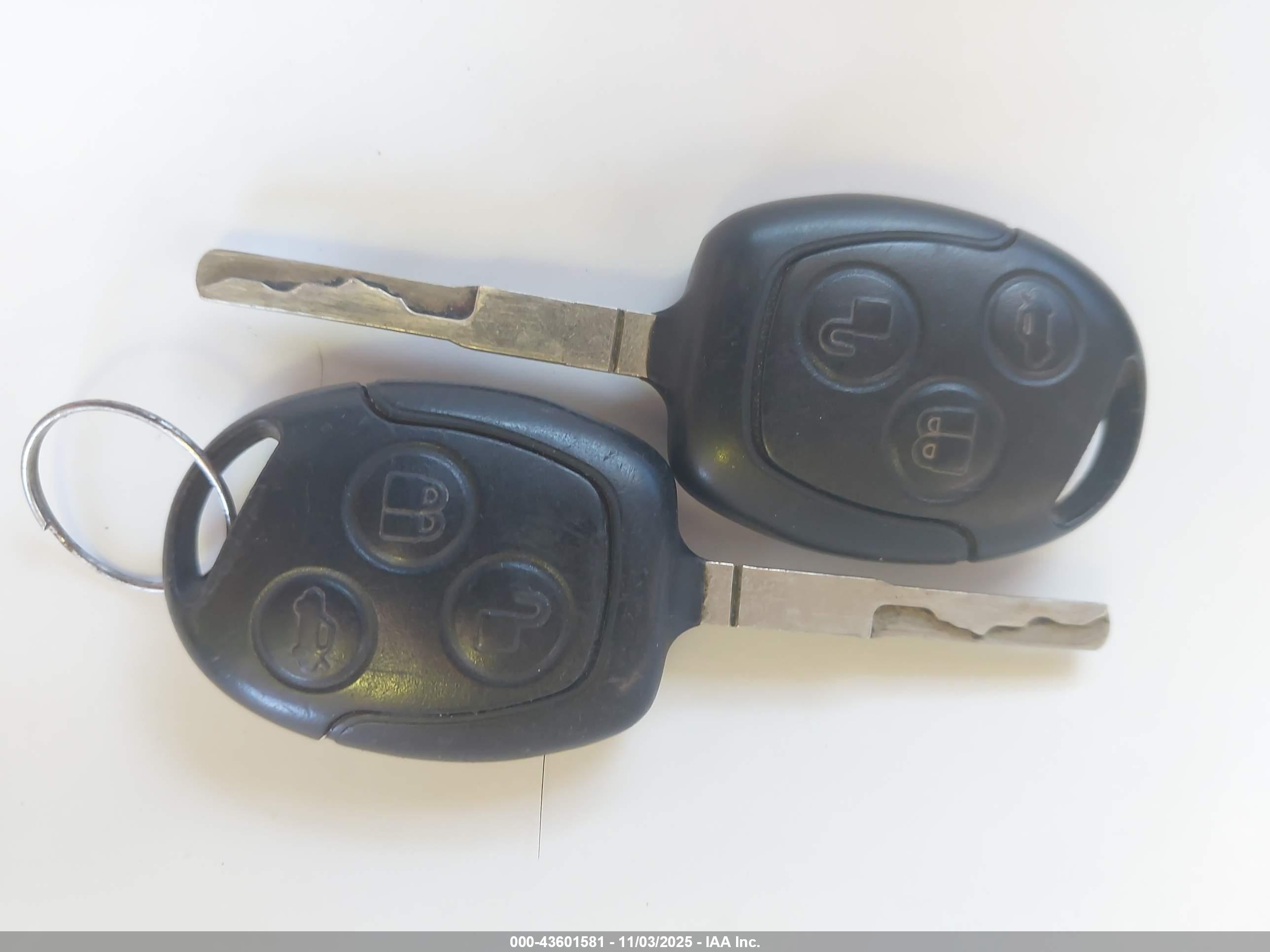 FORD FIESTA image 11