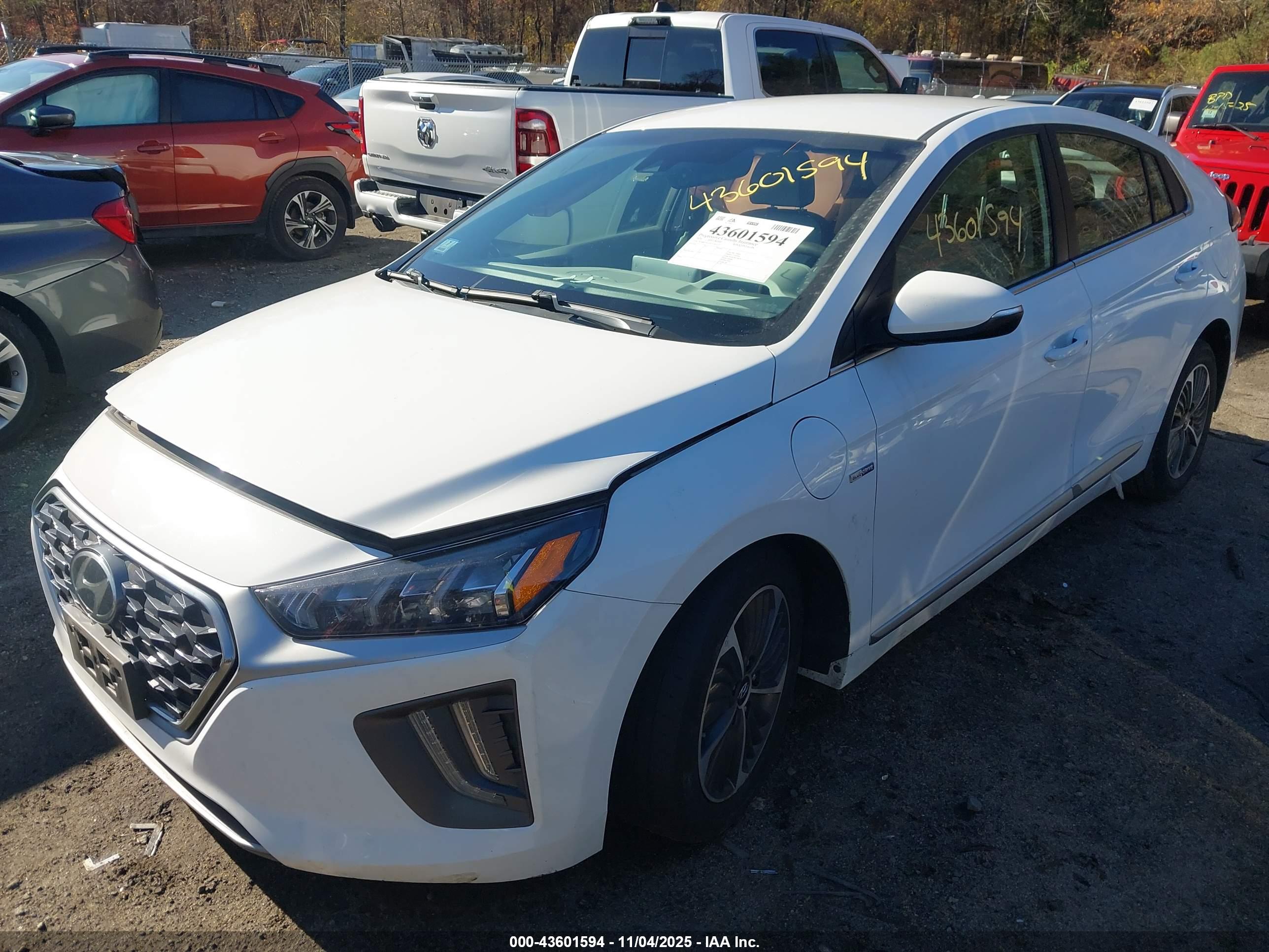 HYUNDAI IONIQ image 2
