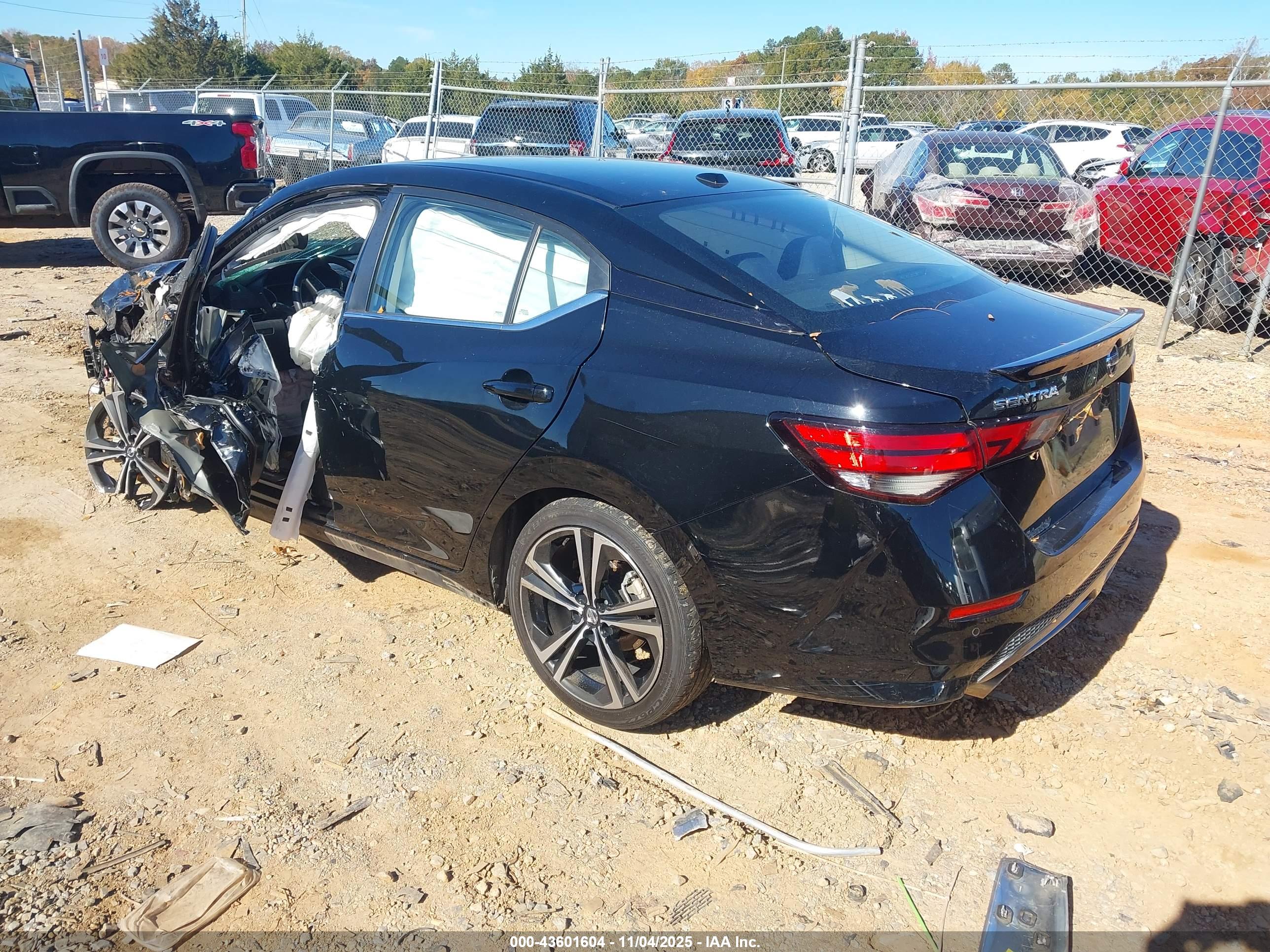 NISSAN SENTRA image 3