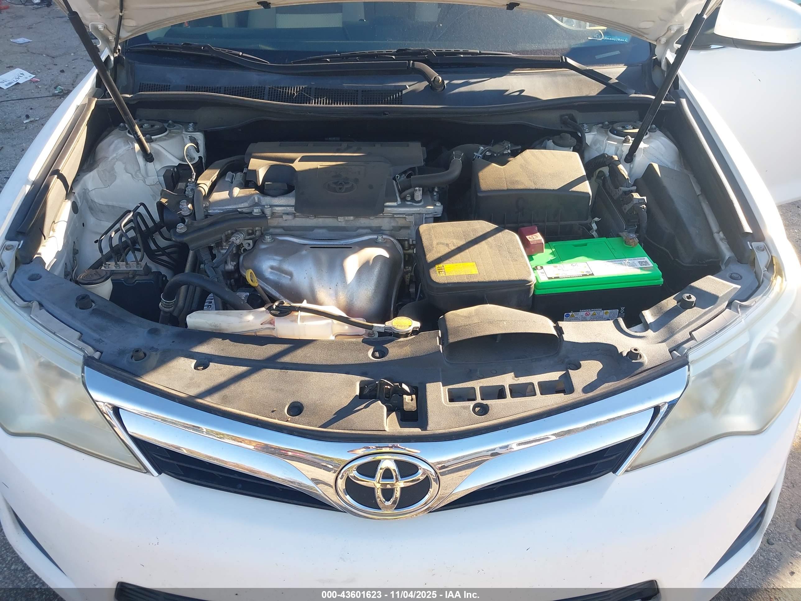 TOYOTA CAMRY image 10
