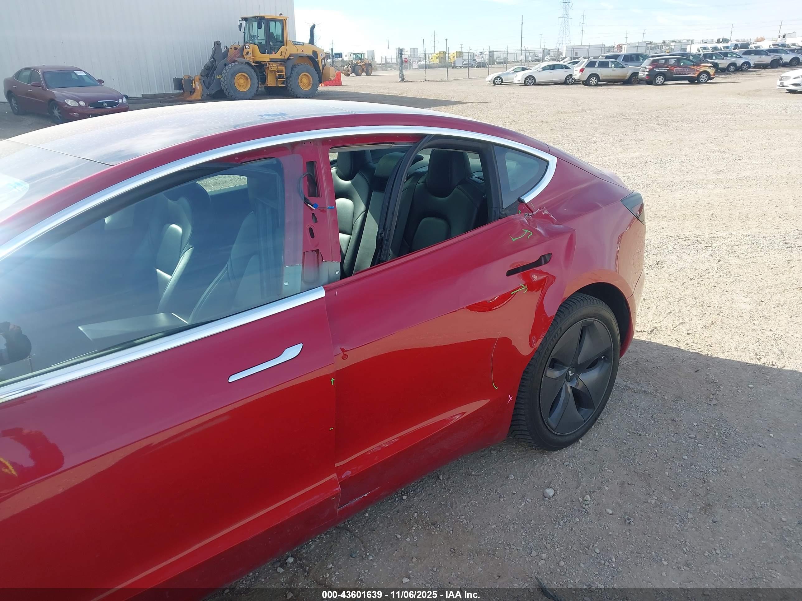 TESLA MODEL image 6