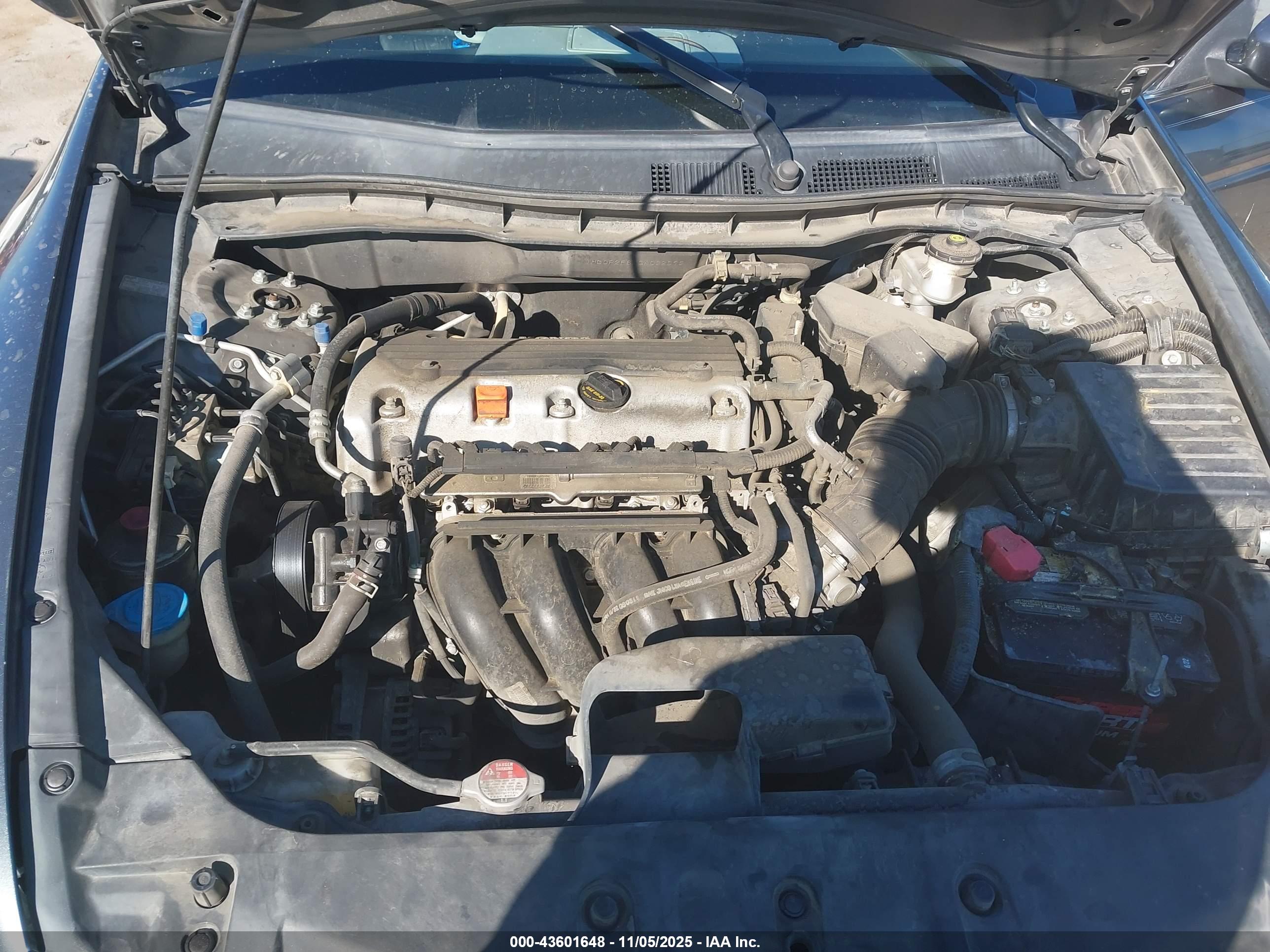 HONDA ACCORD image 10