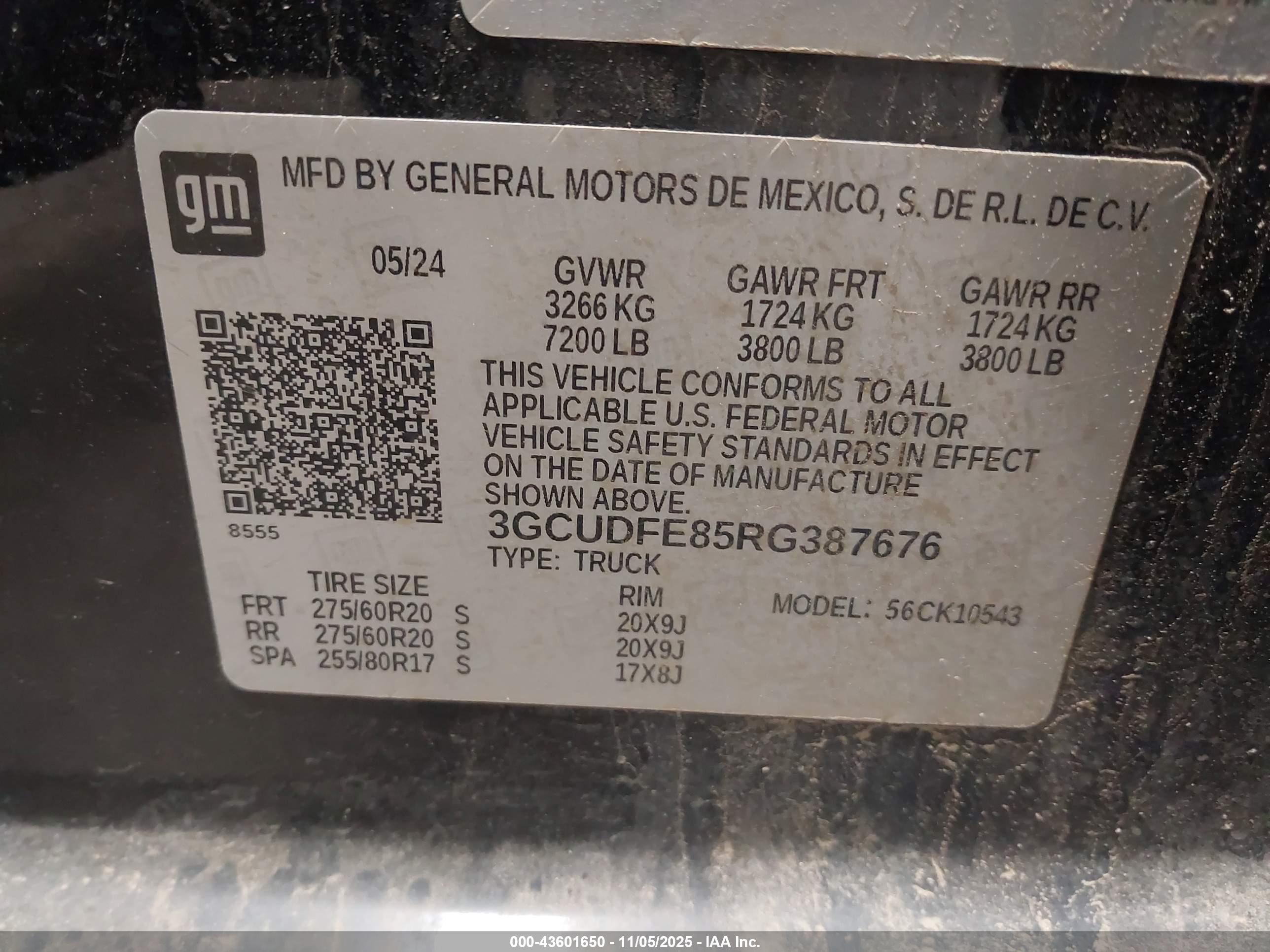 CHEVROLET SILVERADO image 9
