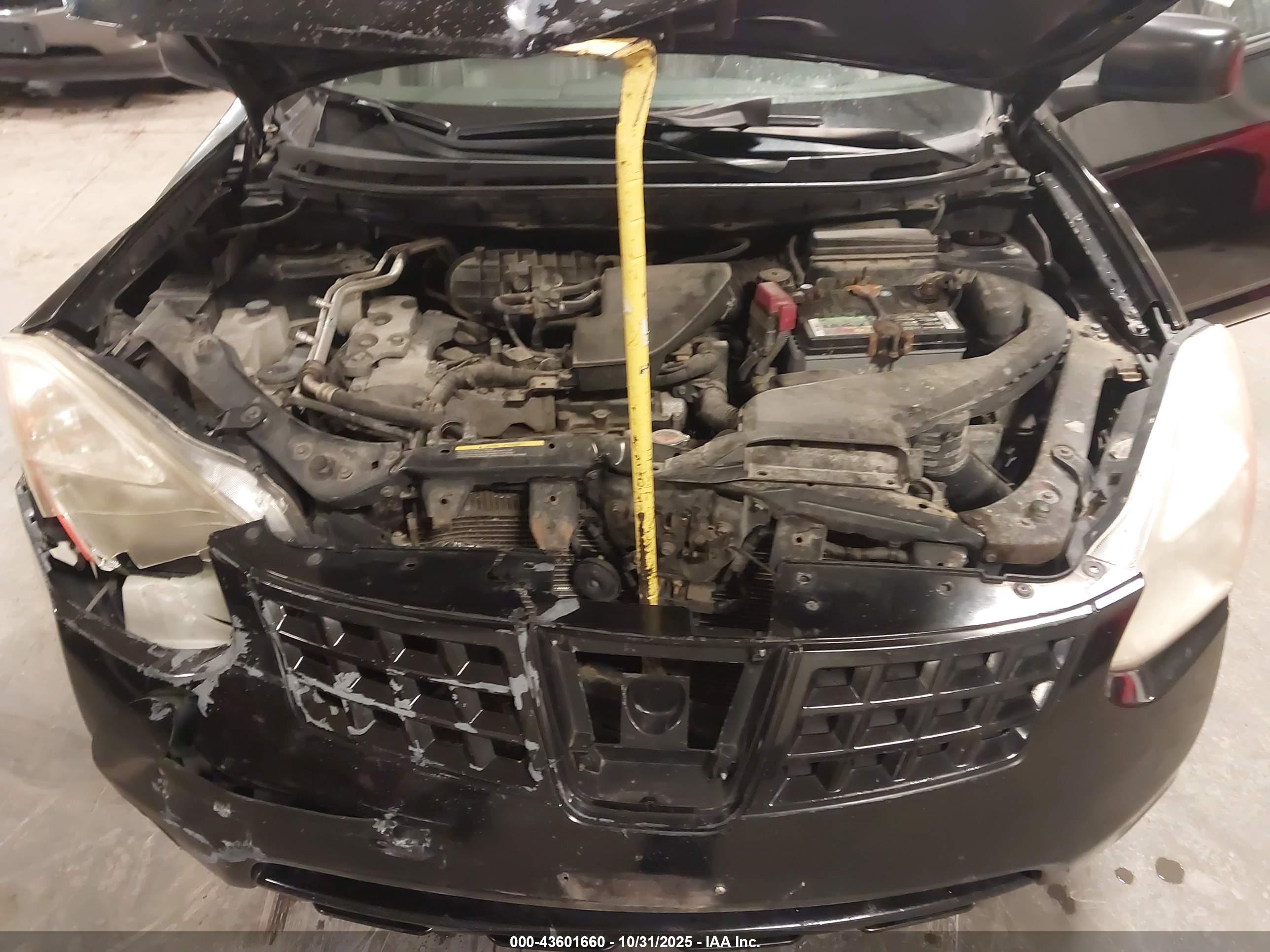 NISSAN ROGUE image 10