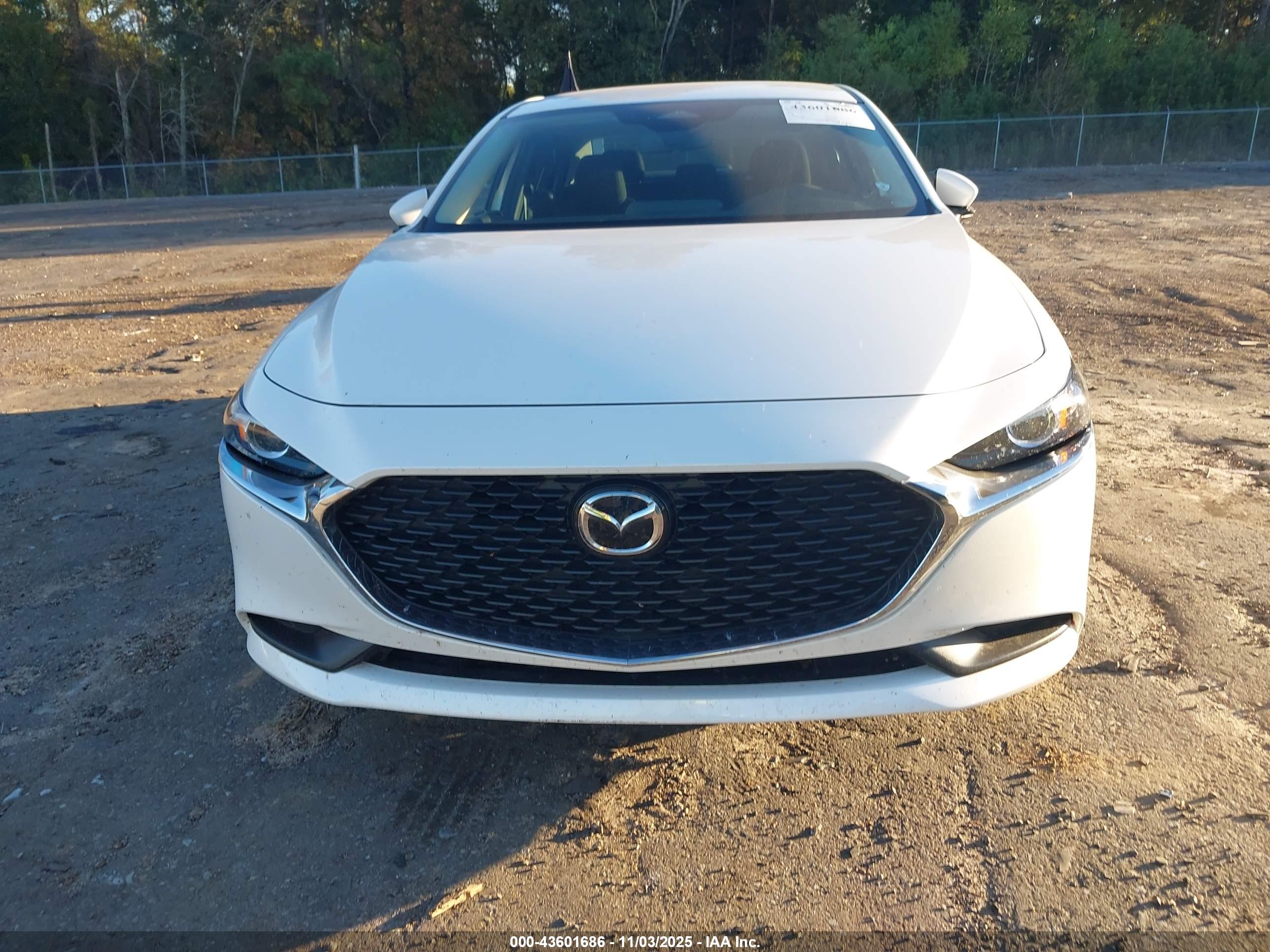 MAZDA MAZDA3 image 6