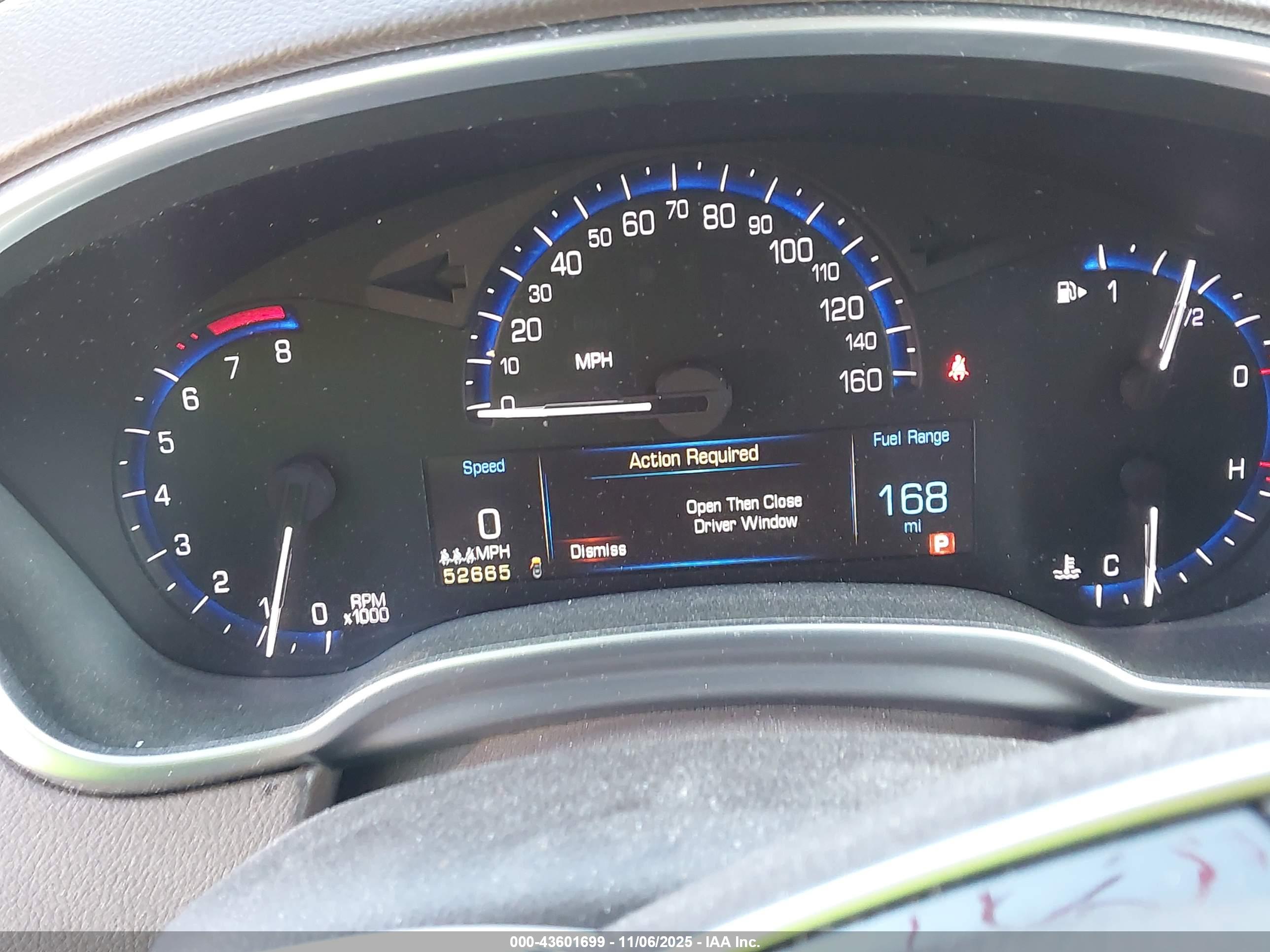 CADILLAC SRX image 7