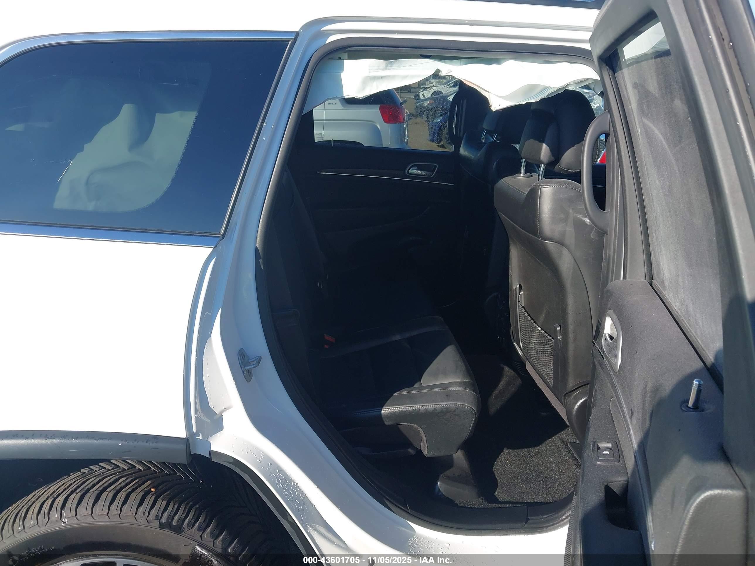 JEEP GRAND image 8