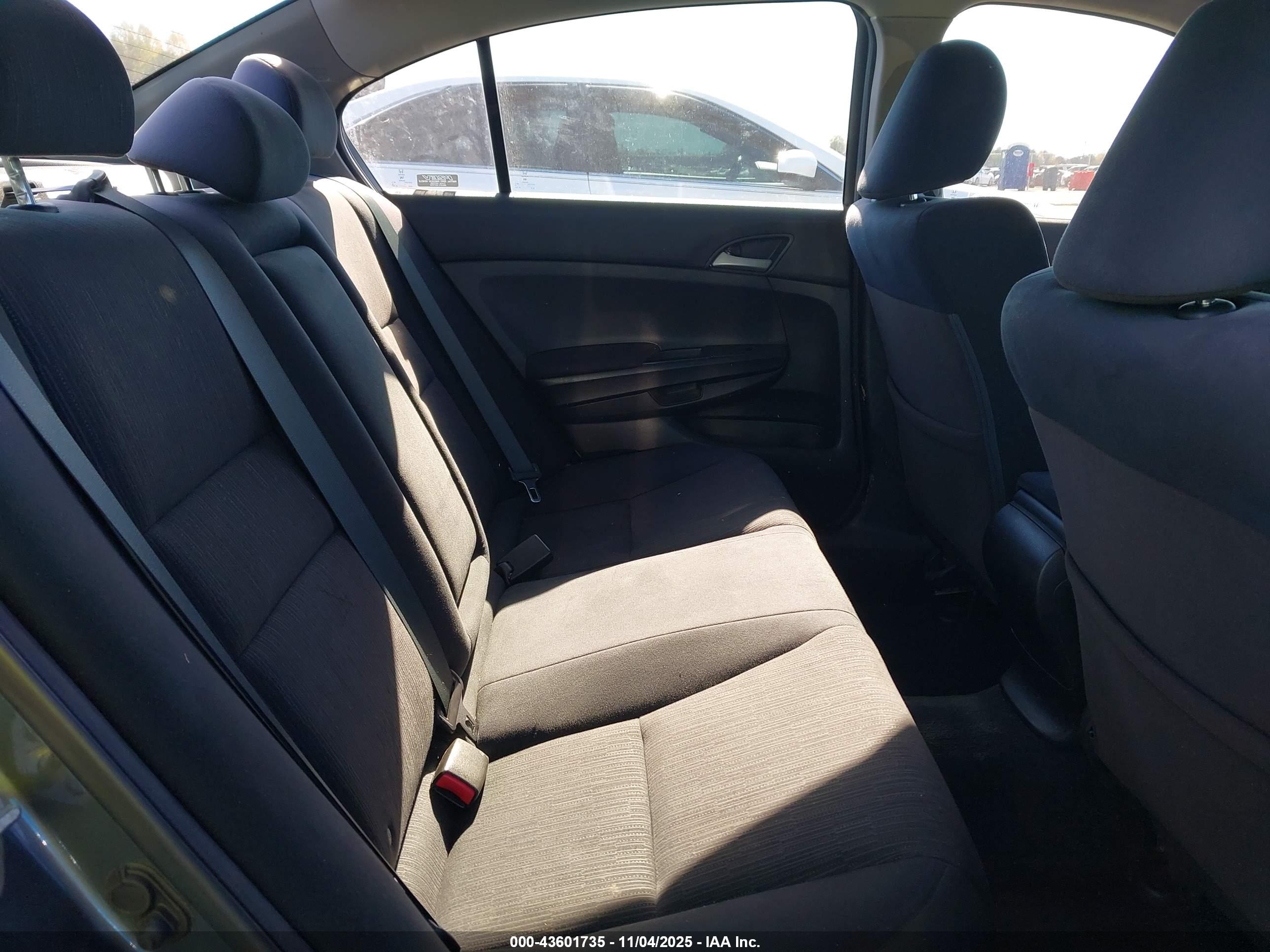 HONDA ACCORD image 8