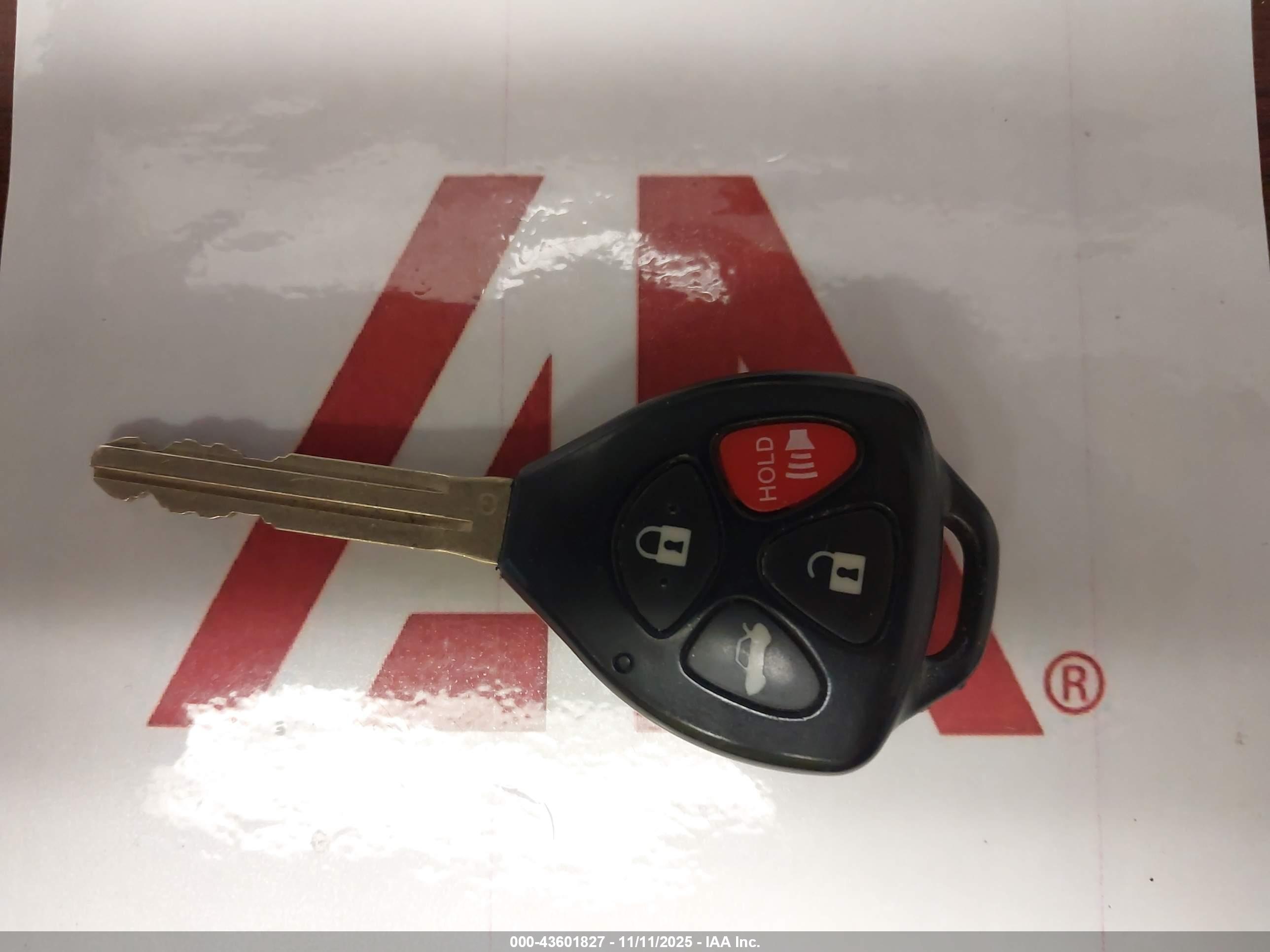TOYOTA COROLLA image 11