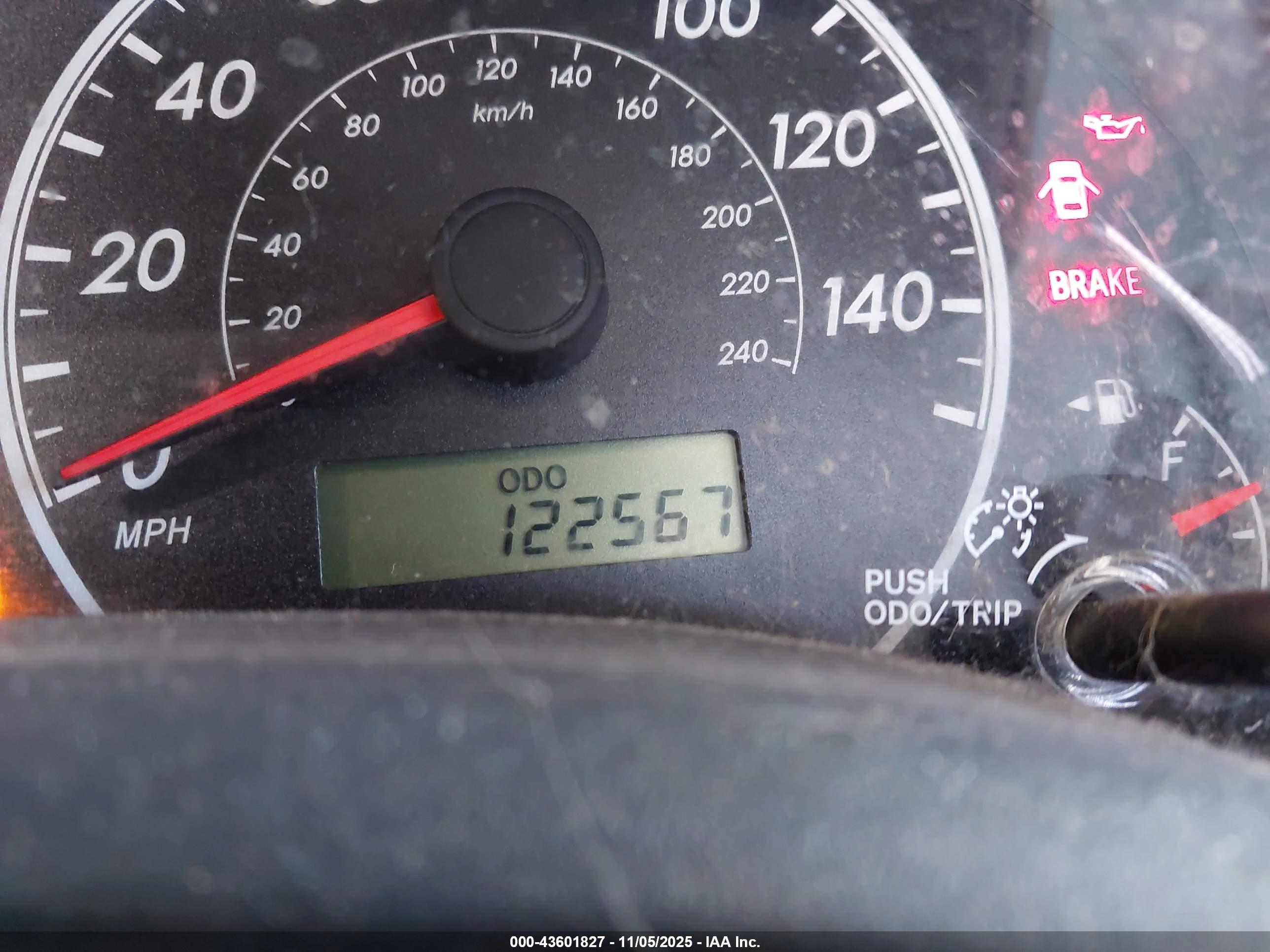 TOYOTA COROLLA image 7