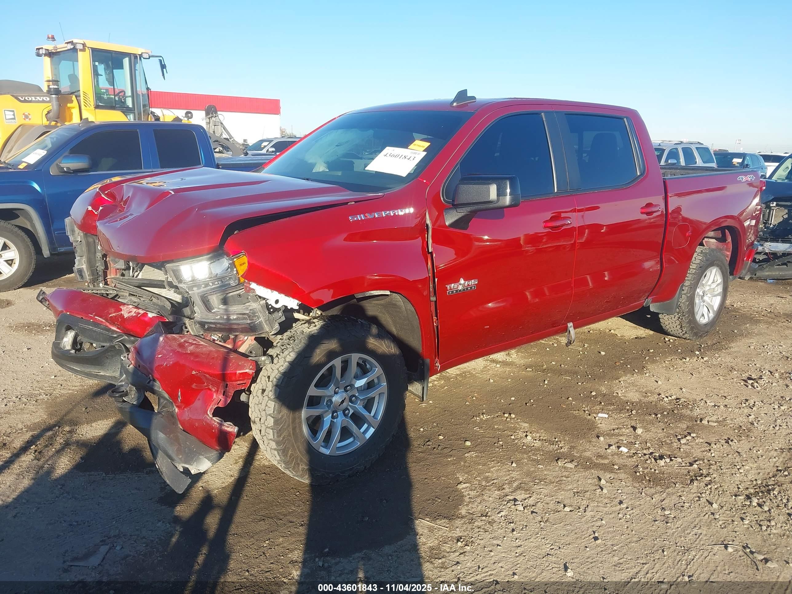 CHEVROLET SILVERADO image 2