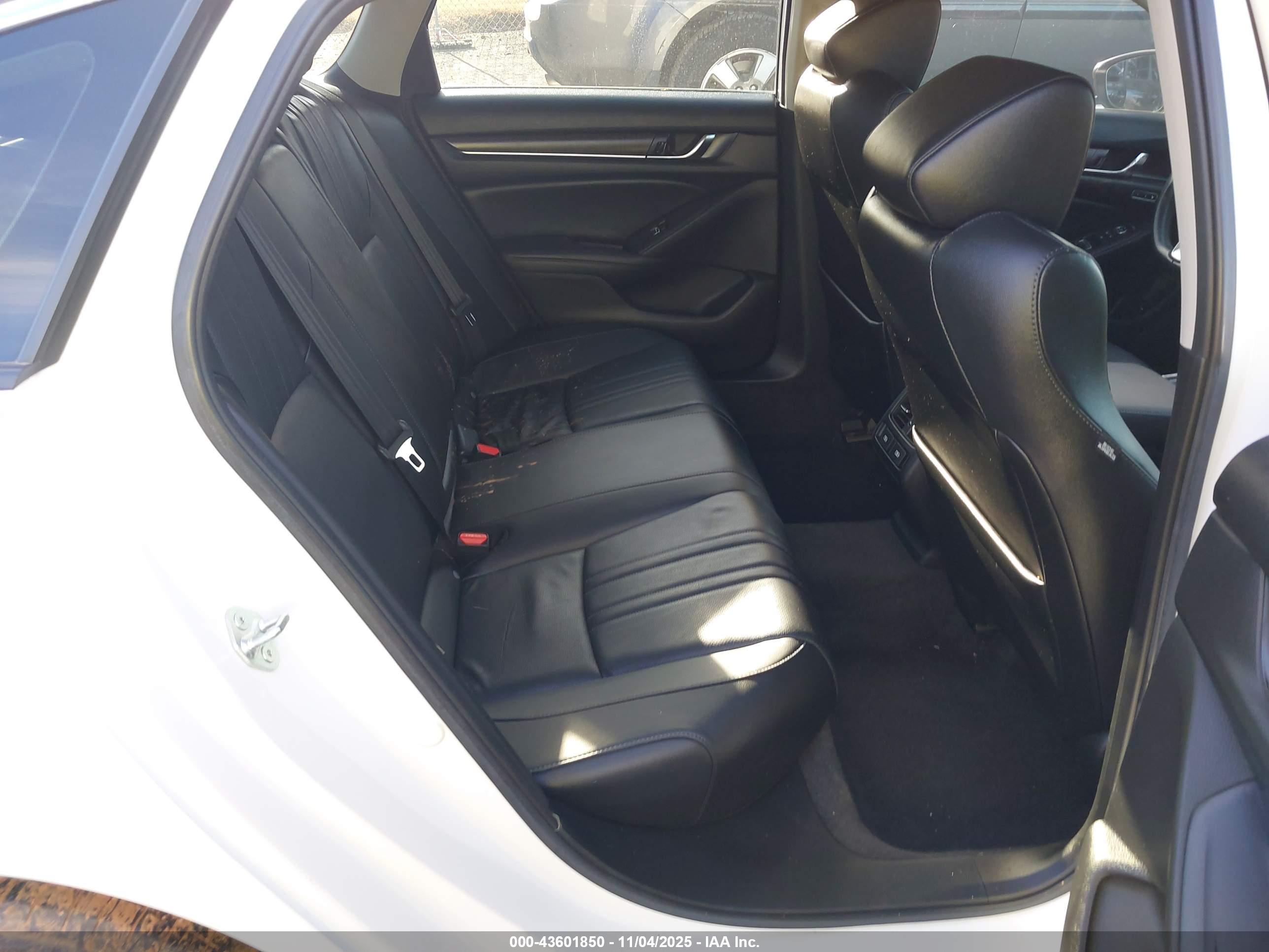HONDA ACCORD image 8