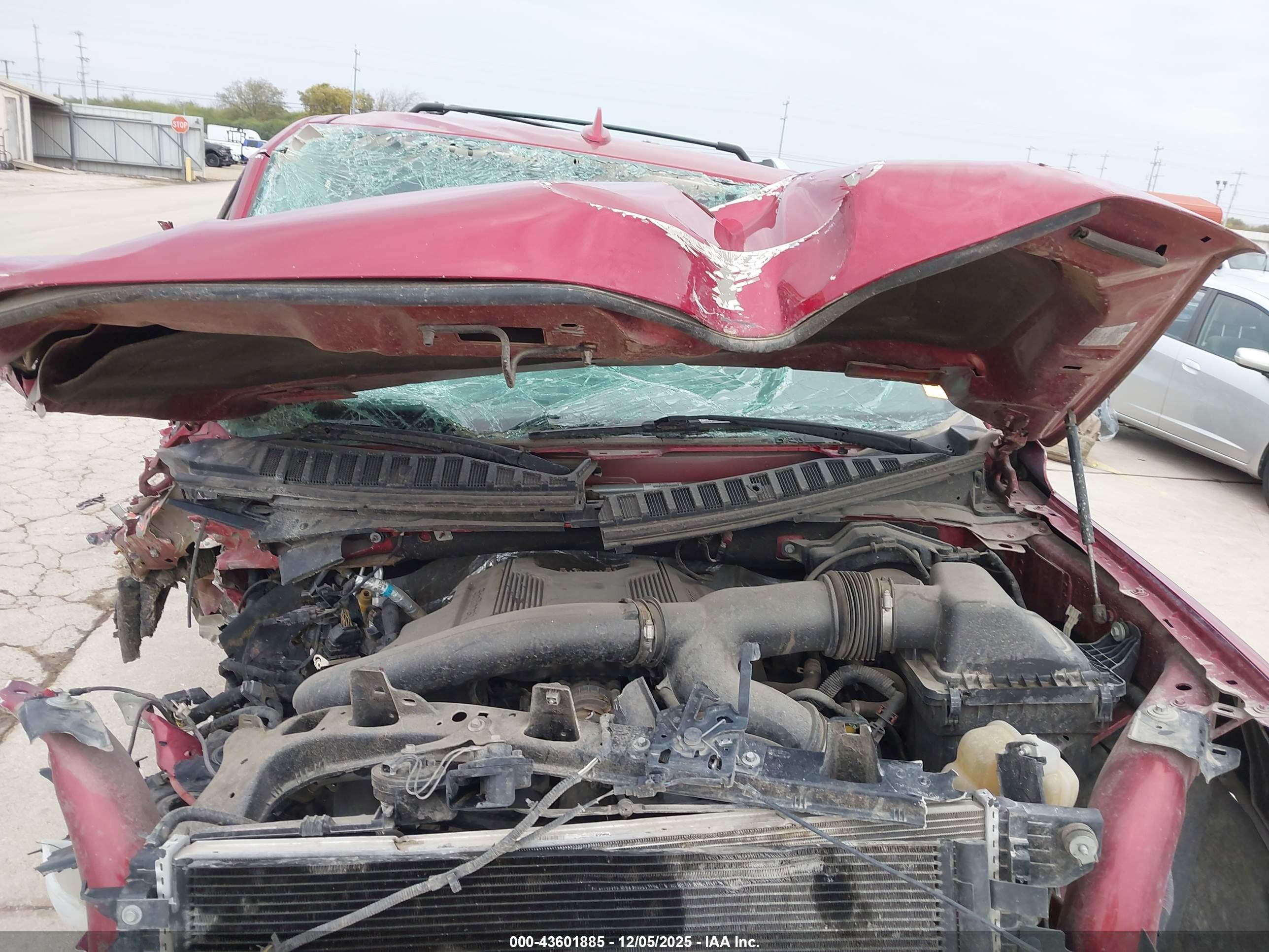 FORD EXPEDITION image 10