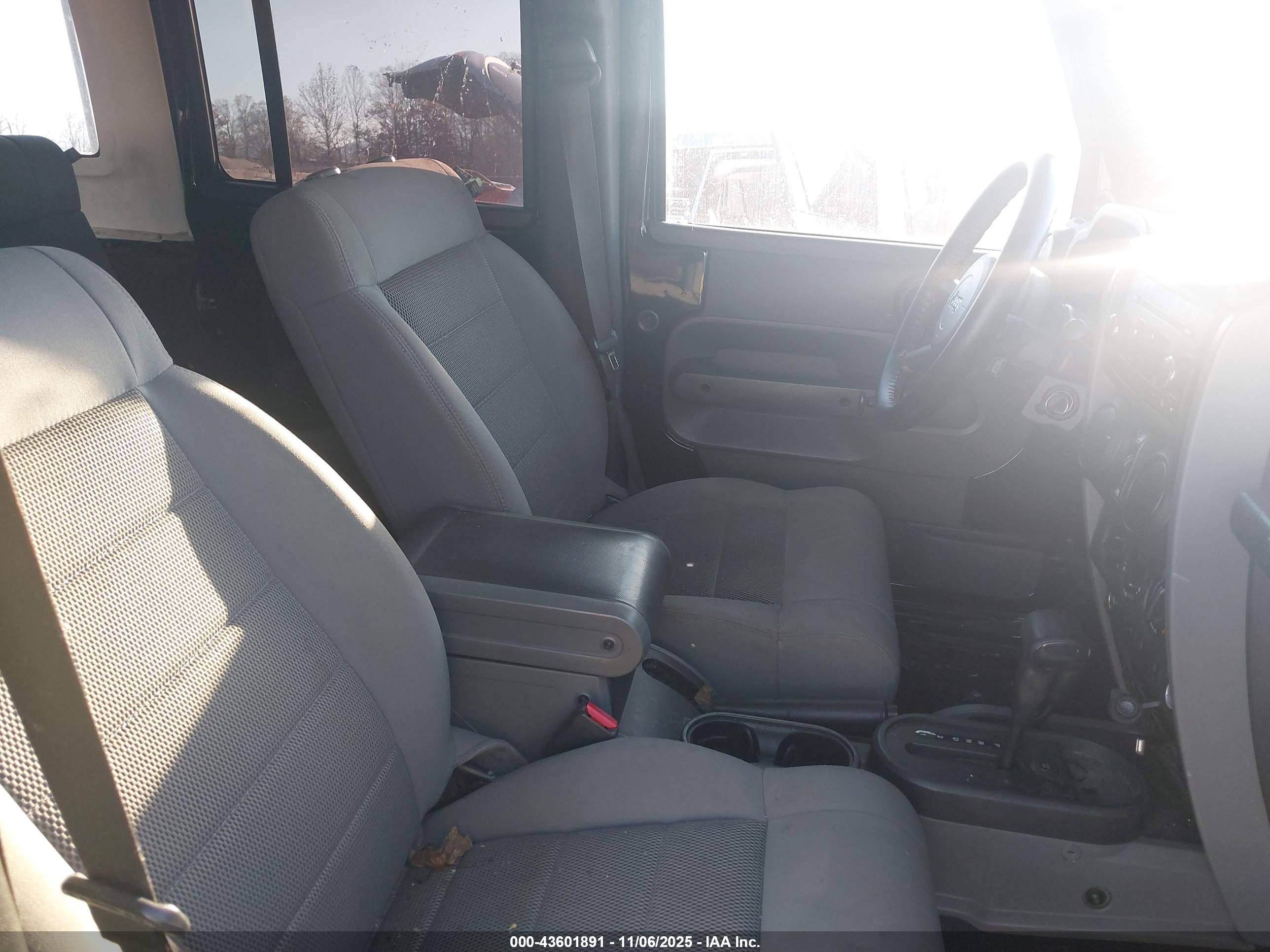 JEEP WRANGLER image 5