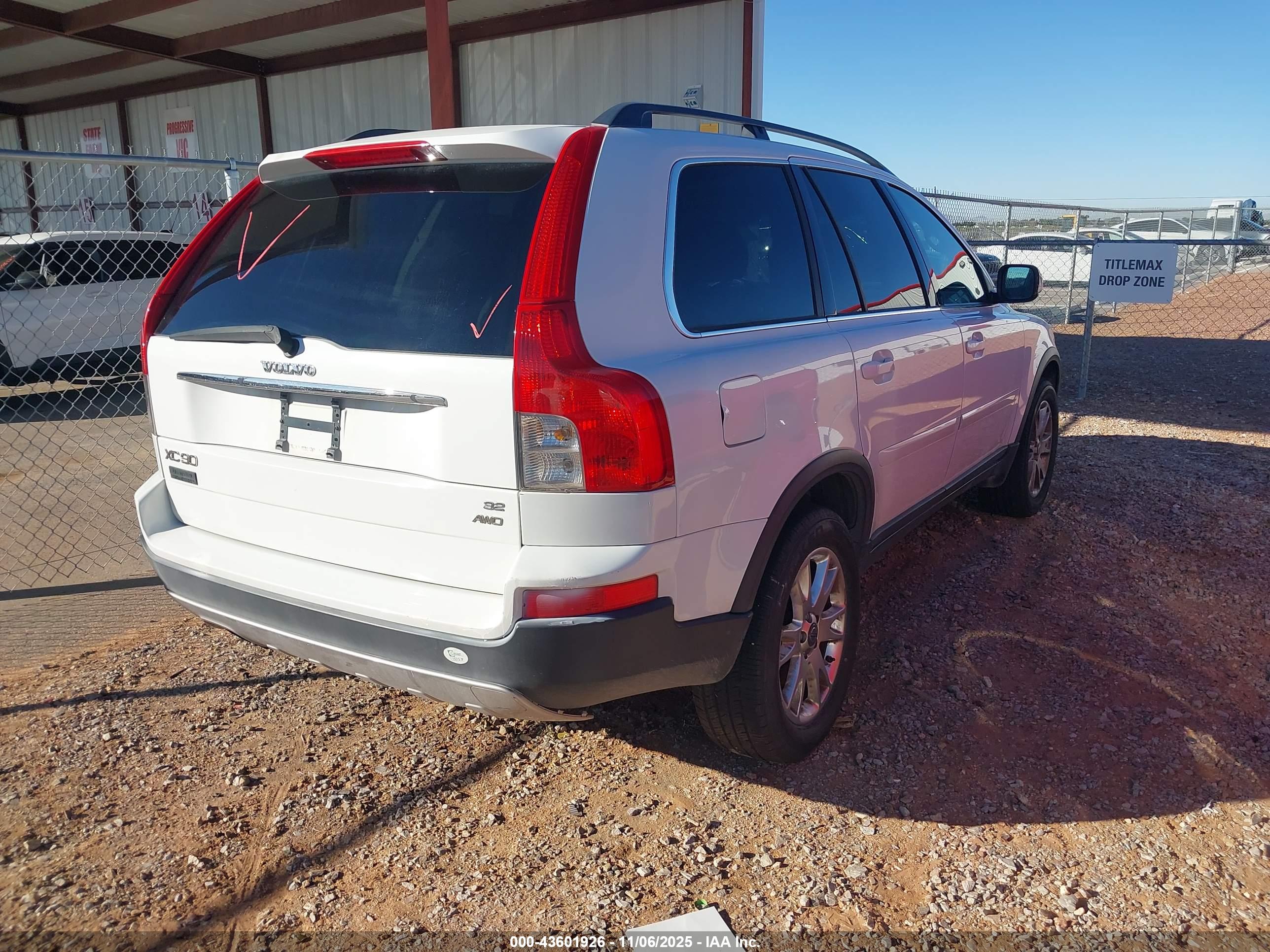 VOLVO XC90 image 4