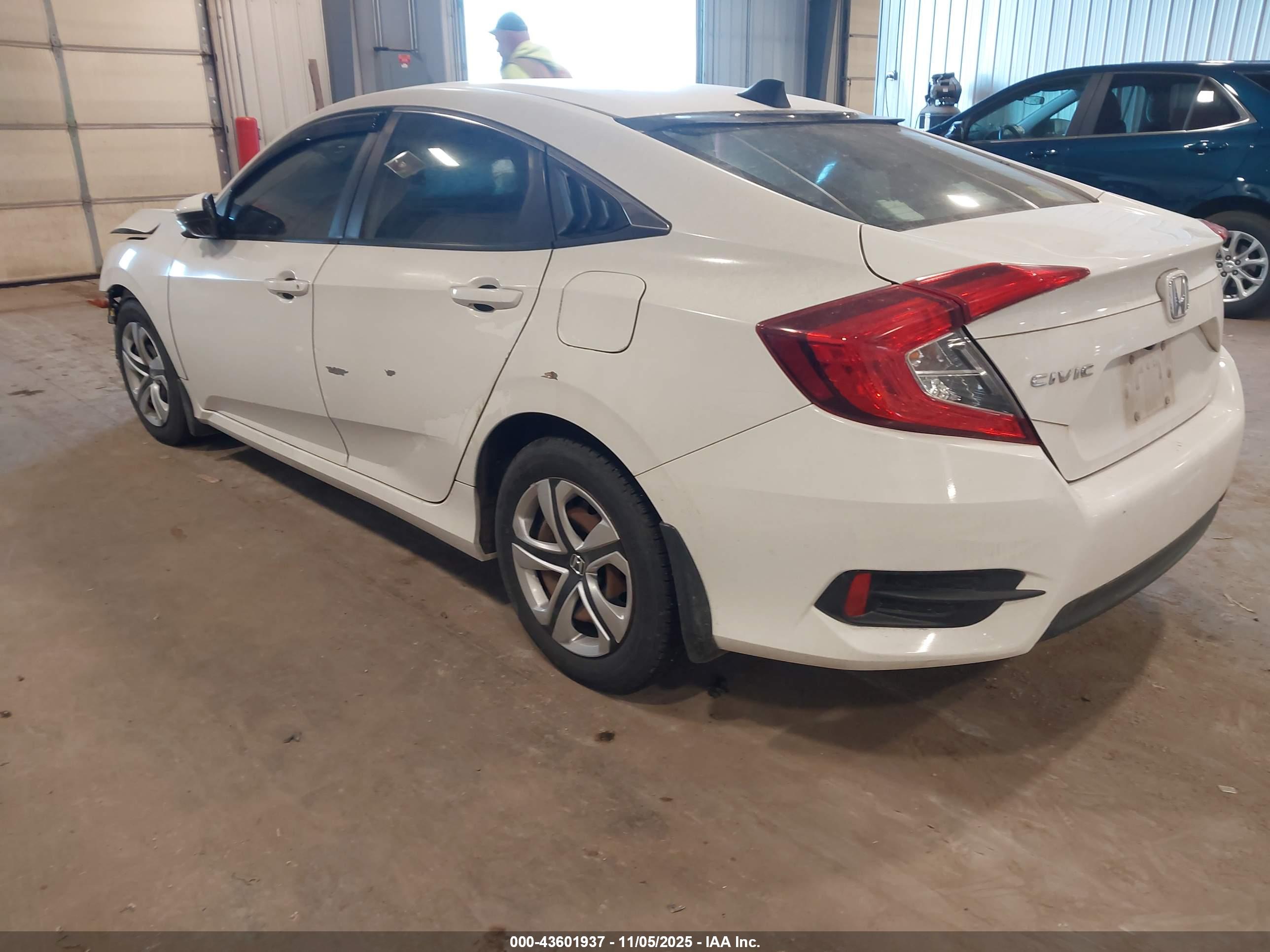HONDA CIVIC image 3