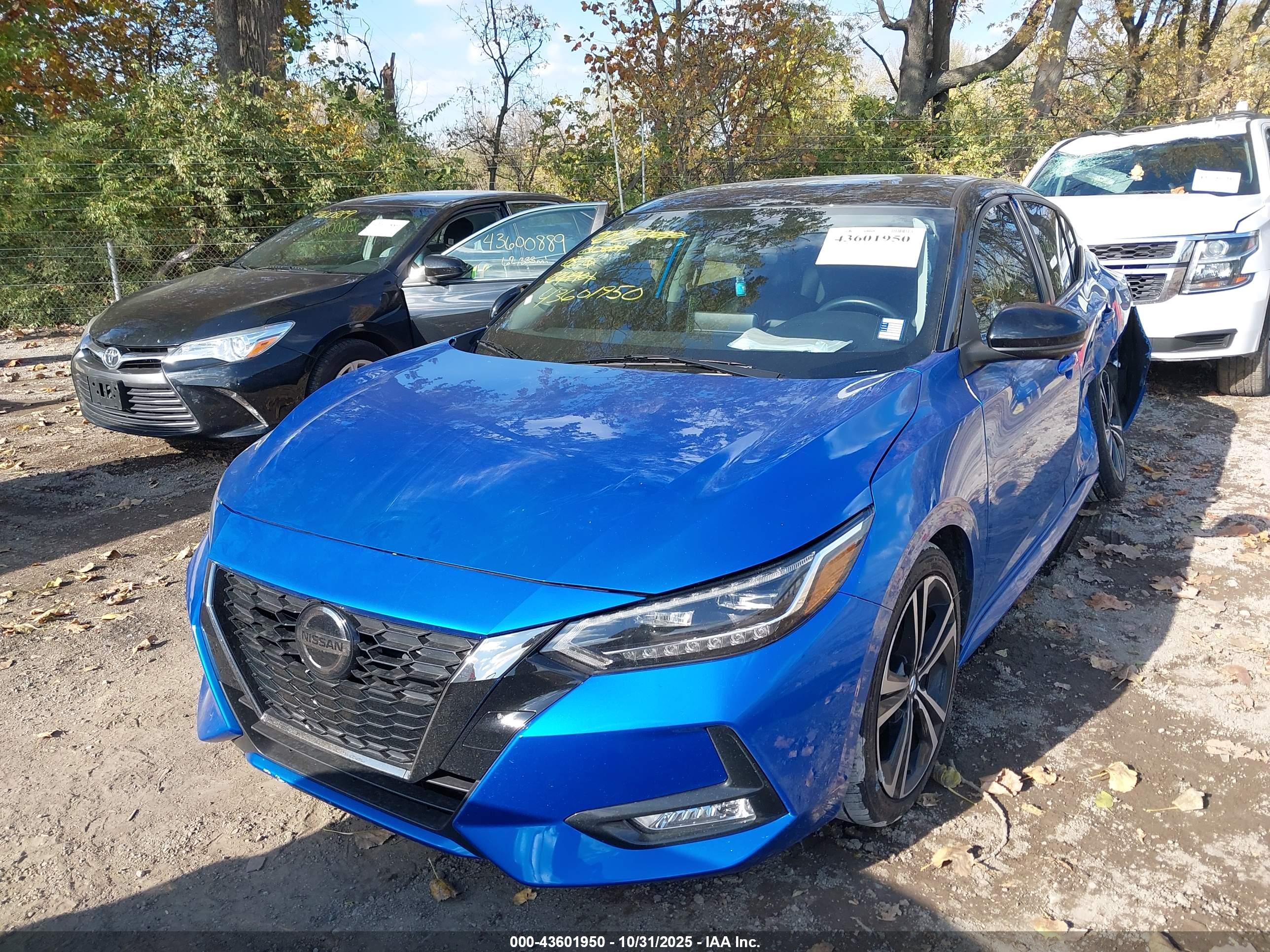 NISSAN SENTRA image 2