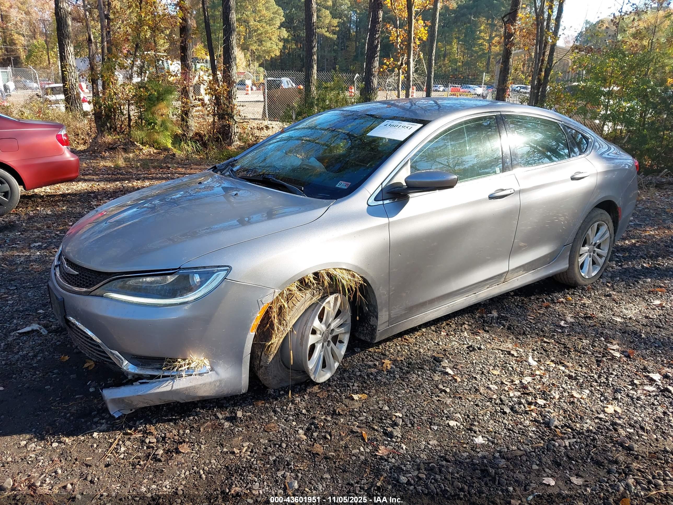 CHRYSLER 200 image 2