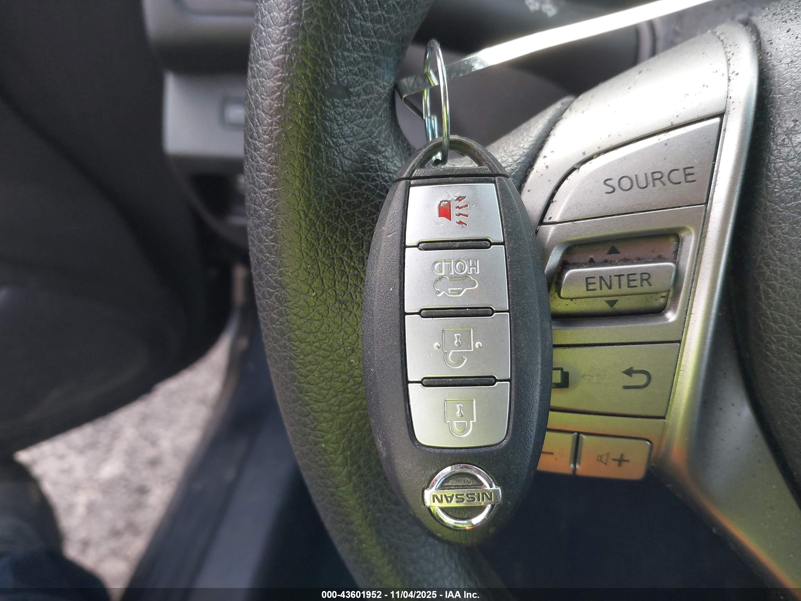 NISSAN ALTIMA image 11