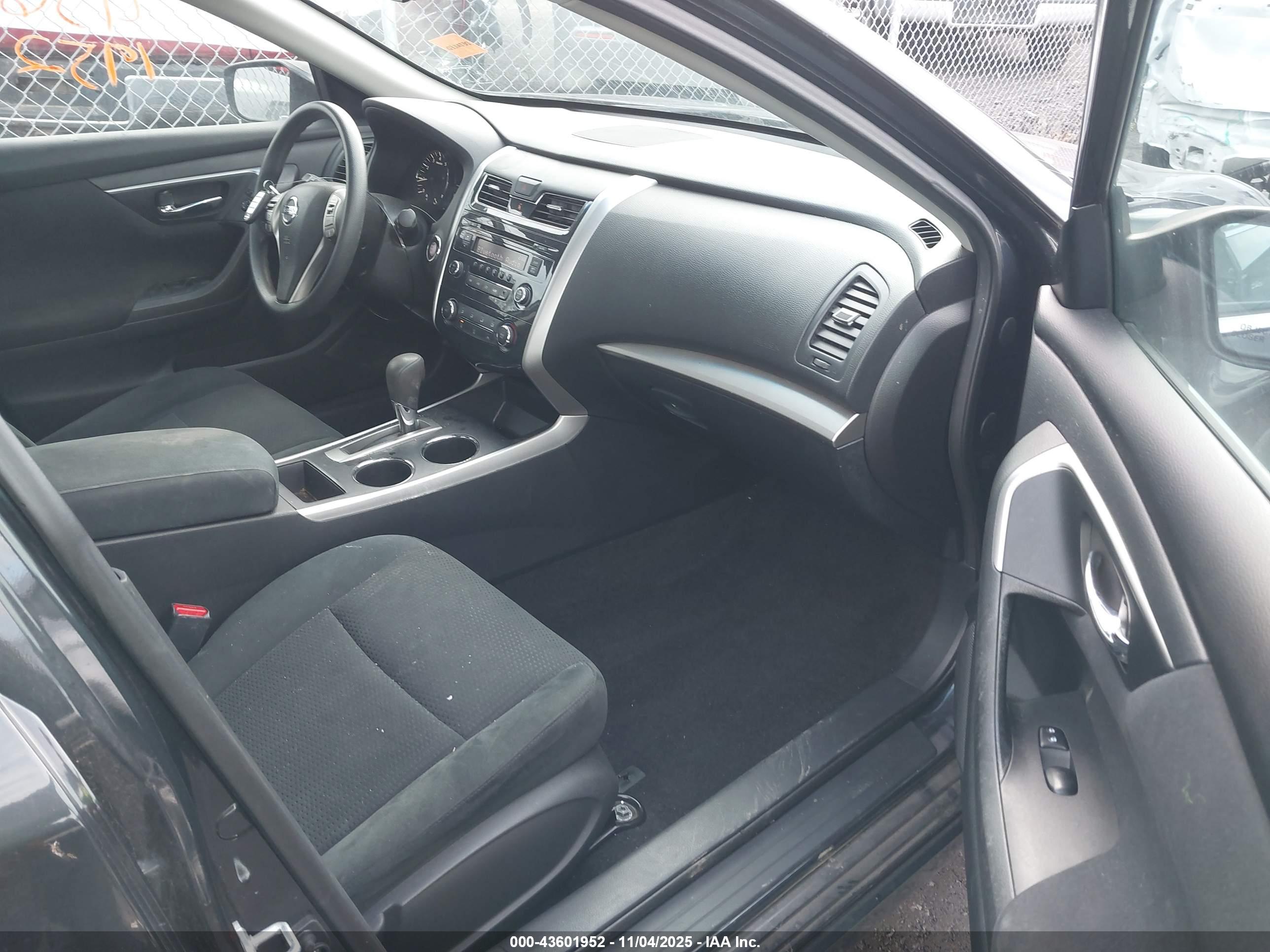 NISSAN ALTIMA image 5