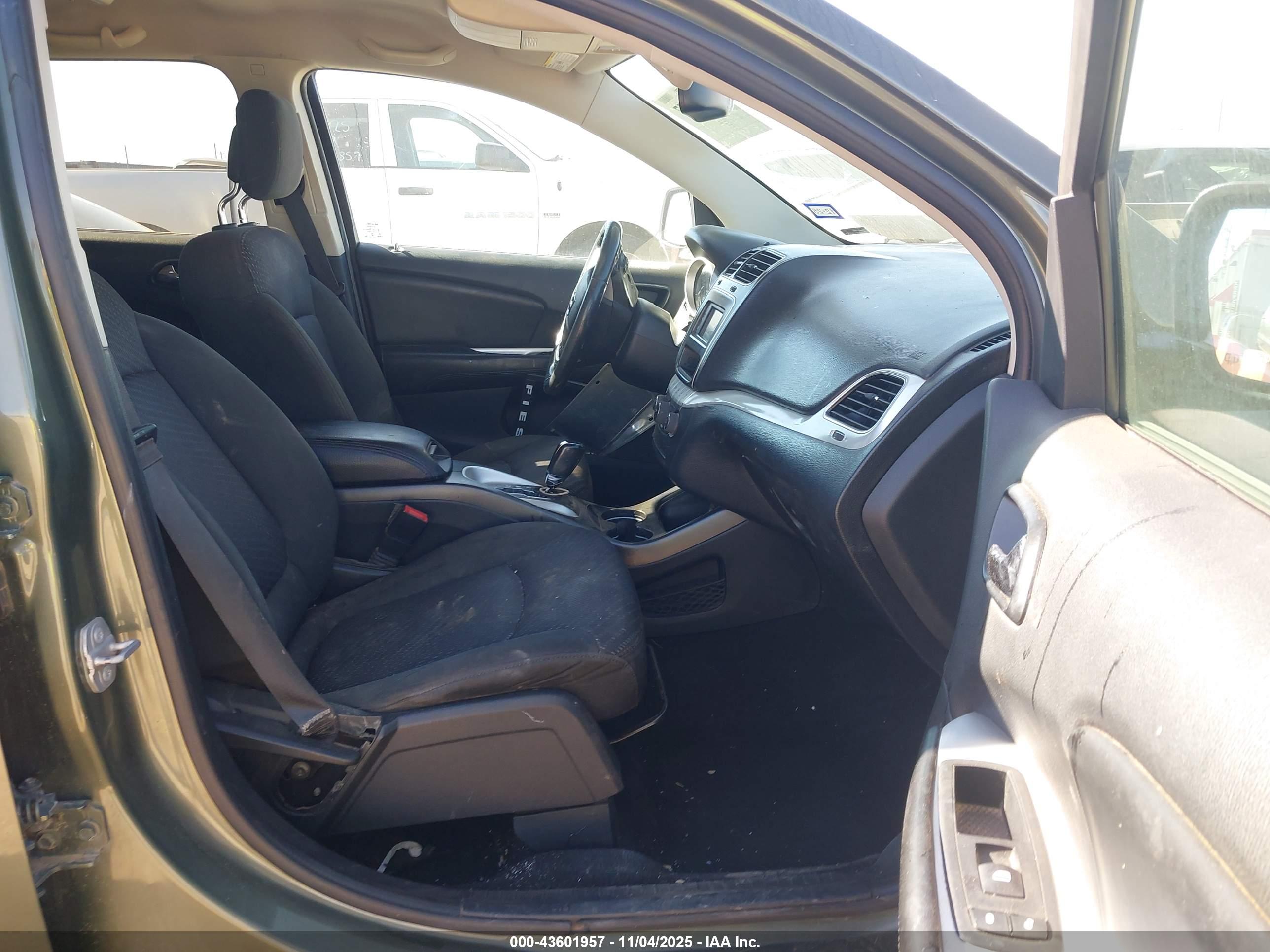 DODGE JOURNEY image 5