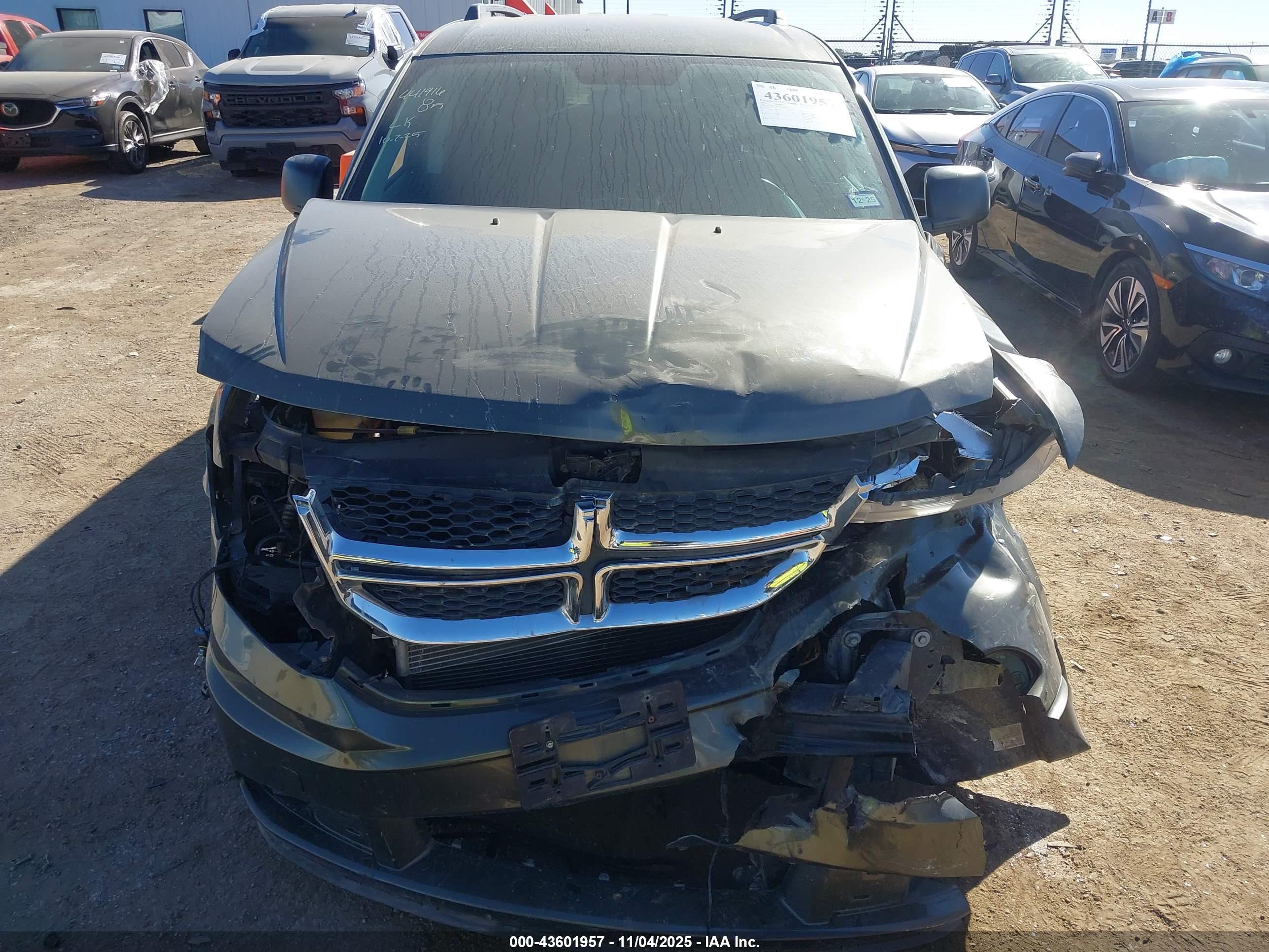DODGE JOURNEY image 6