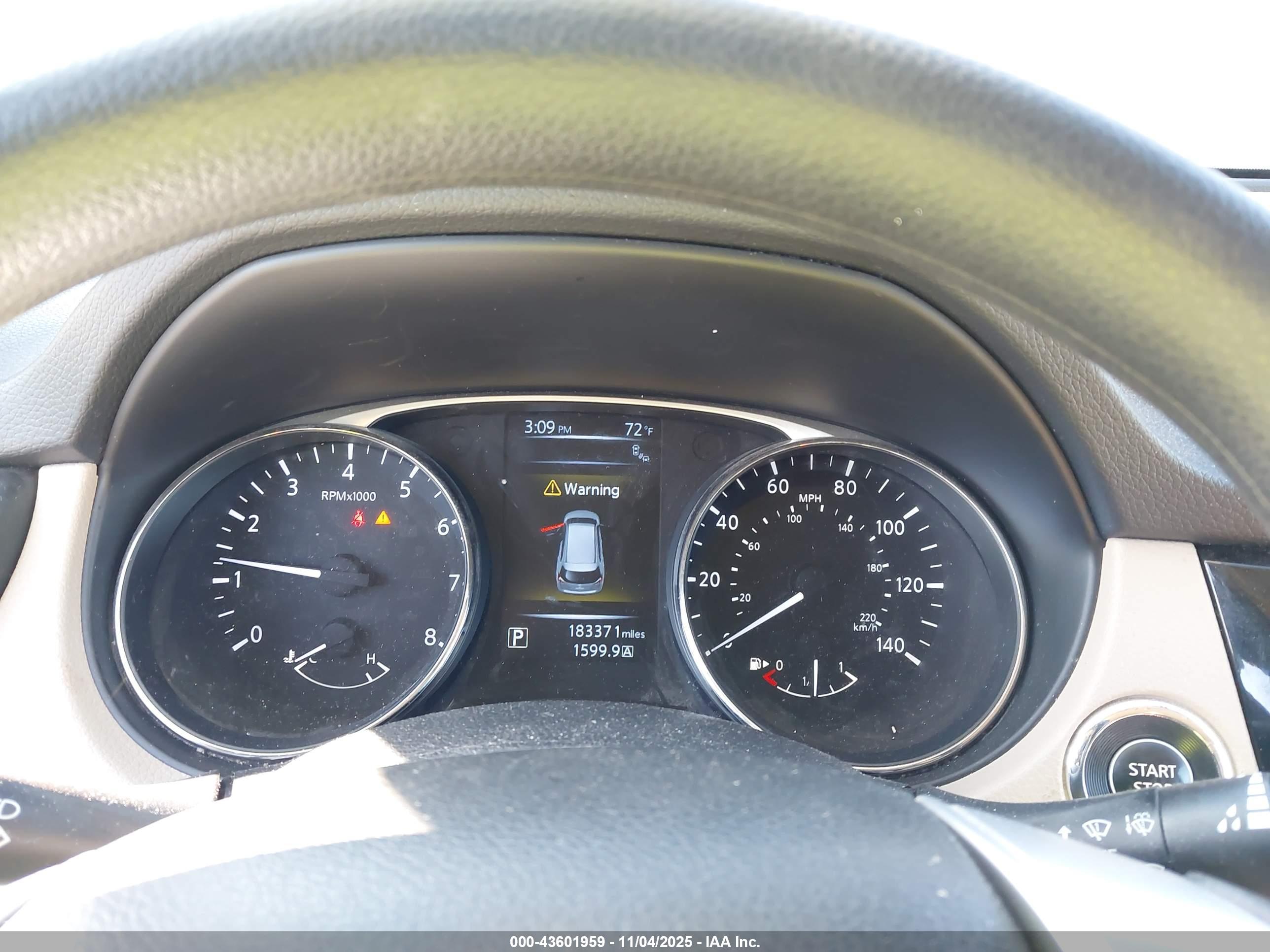 NISSAN ROGUE image 7