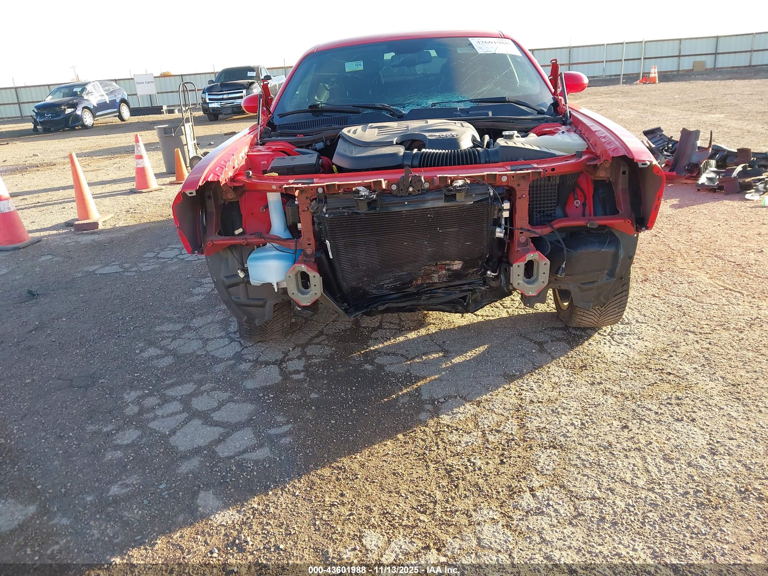DODGE CHALLENGER image 6