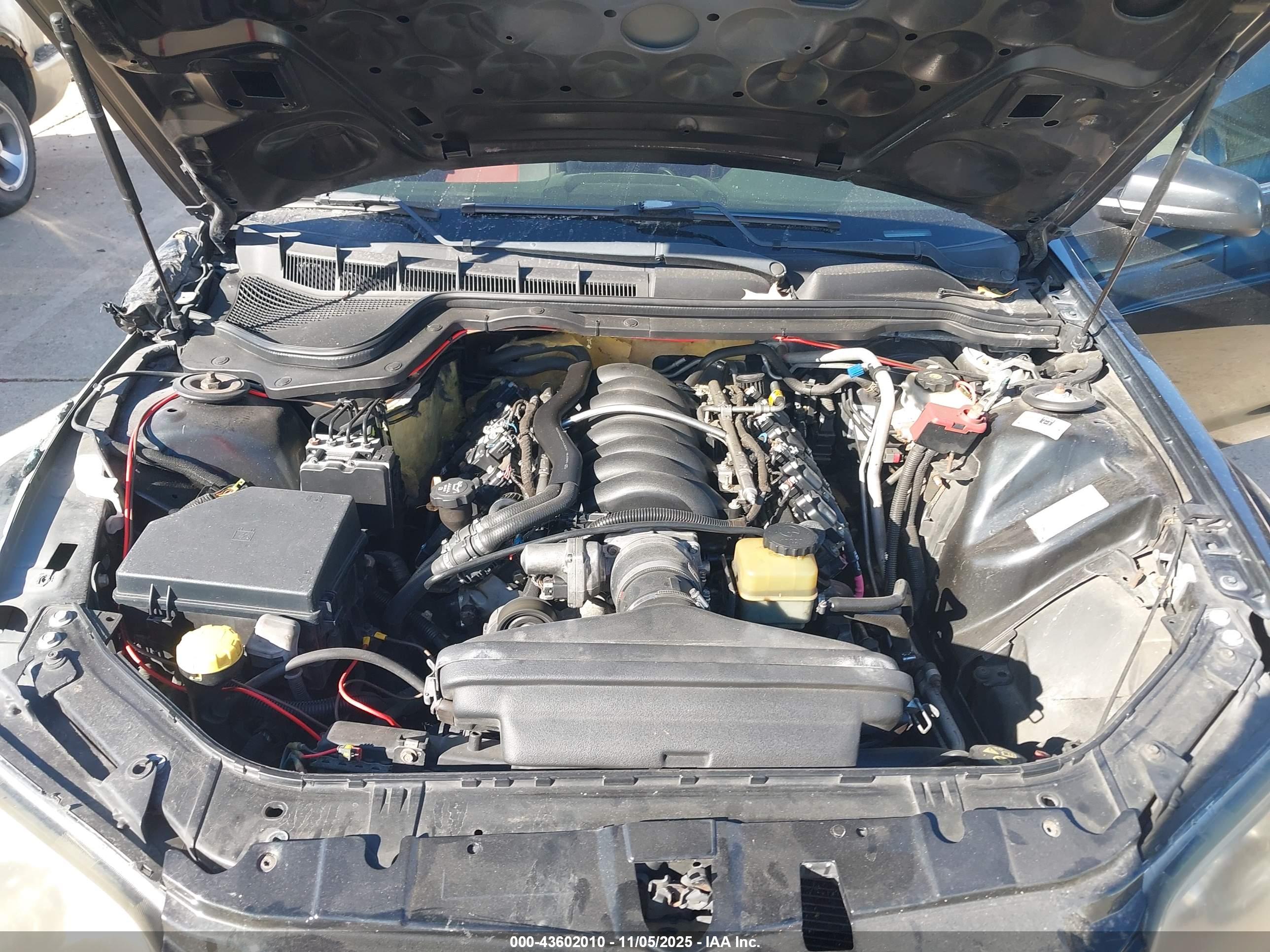 PONTIAC G8 image 10