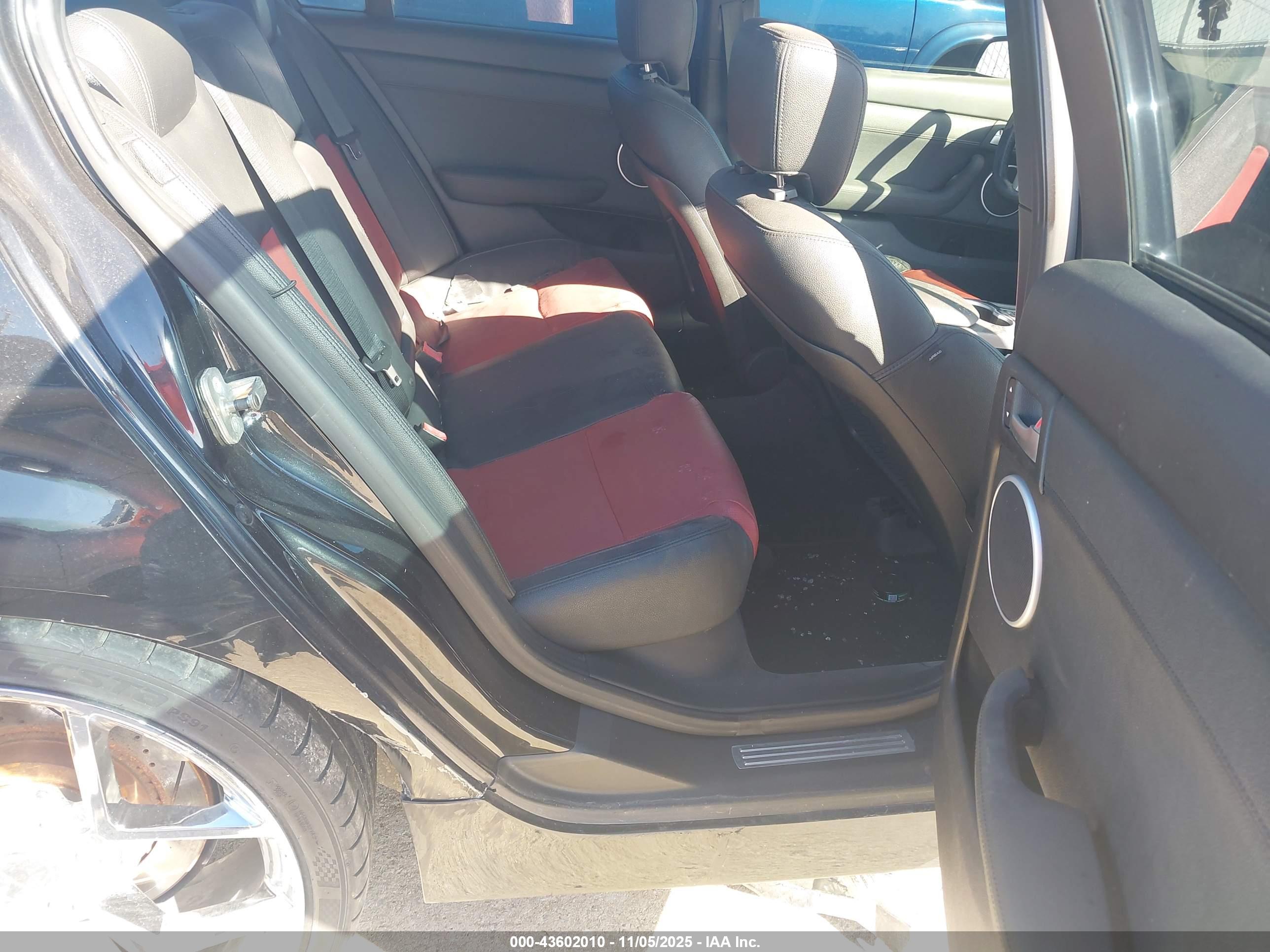 PONTIAC G8 image 8