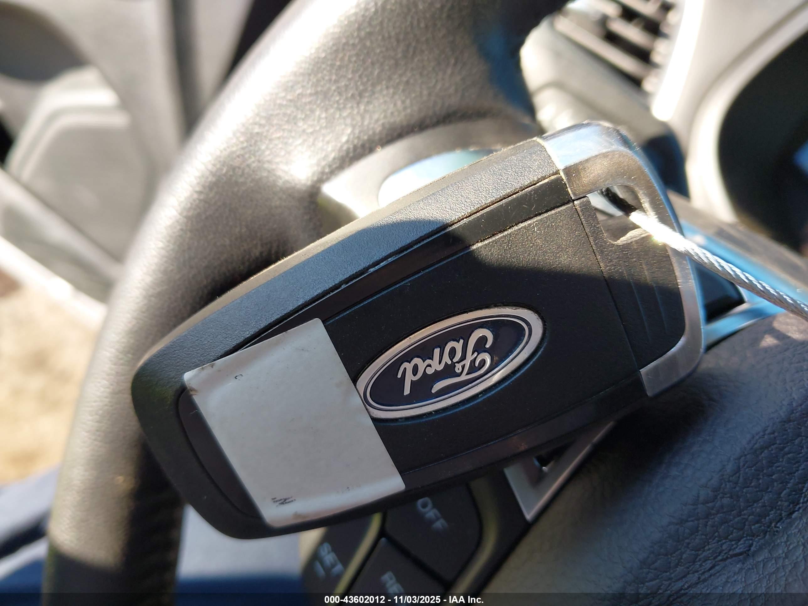 FORD EDGE image 11