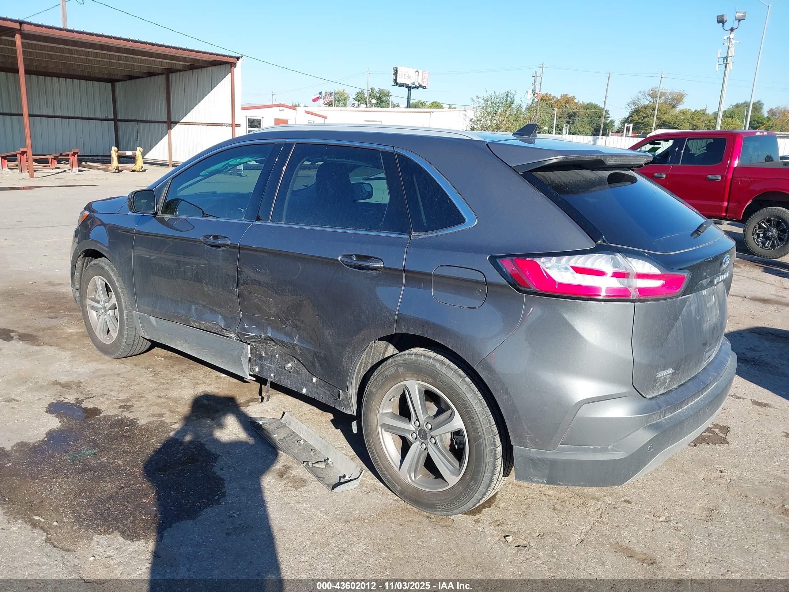 FORD EDGE image 3