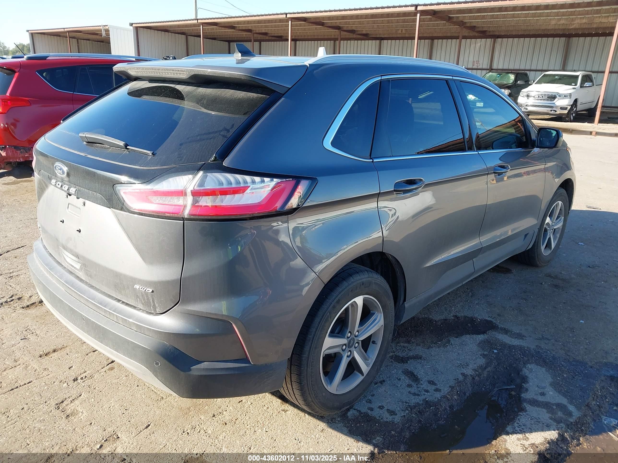 FORD EDGE image 4
